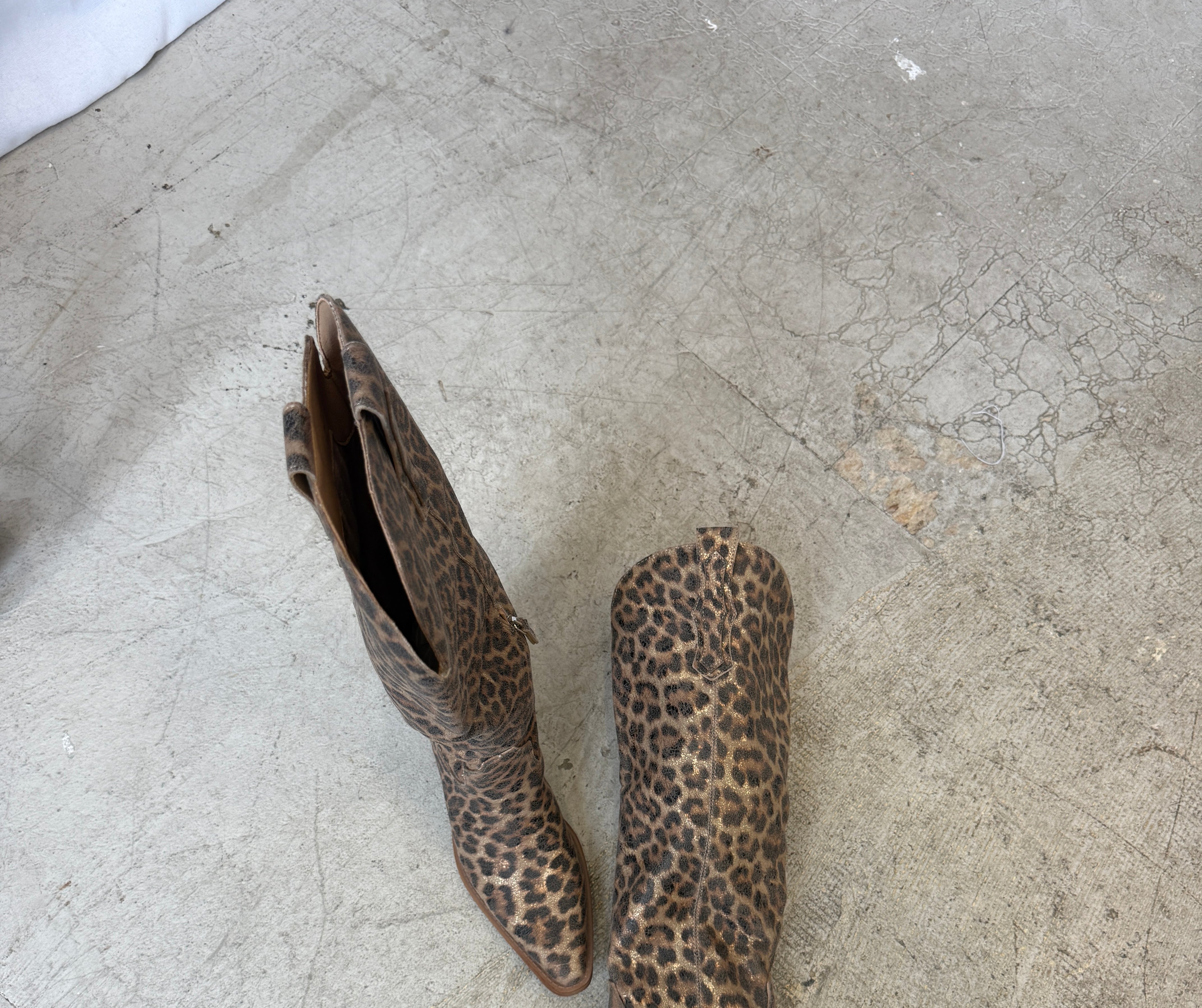Oasis Society Tess Leopard Boot-Boots-oasis society-The Silo Boutique, Women's Fashion Boutique Located in Warren and Grand Forks North Dakota