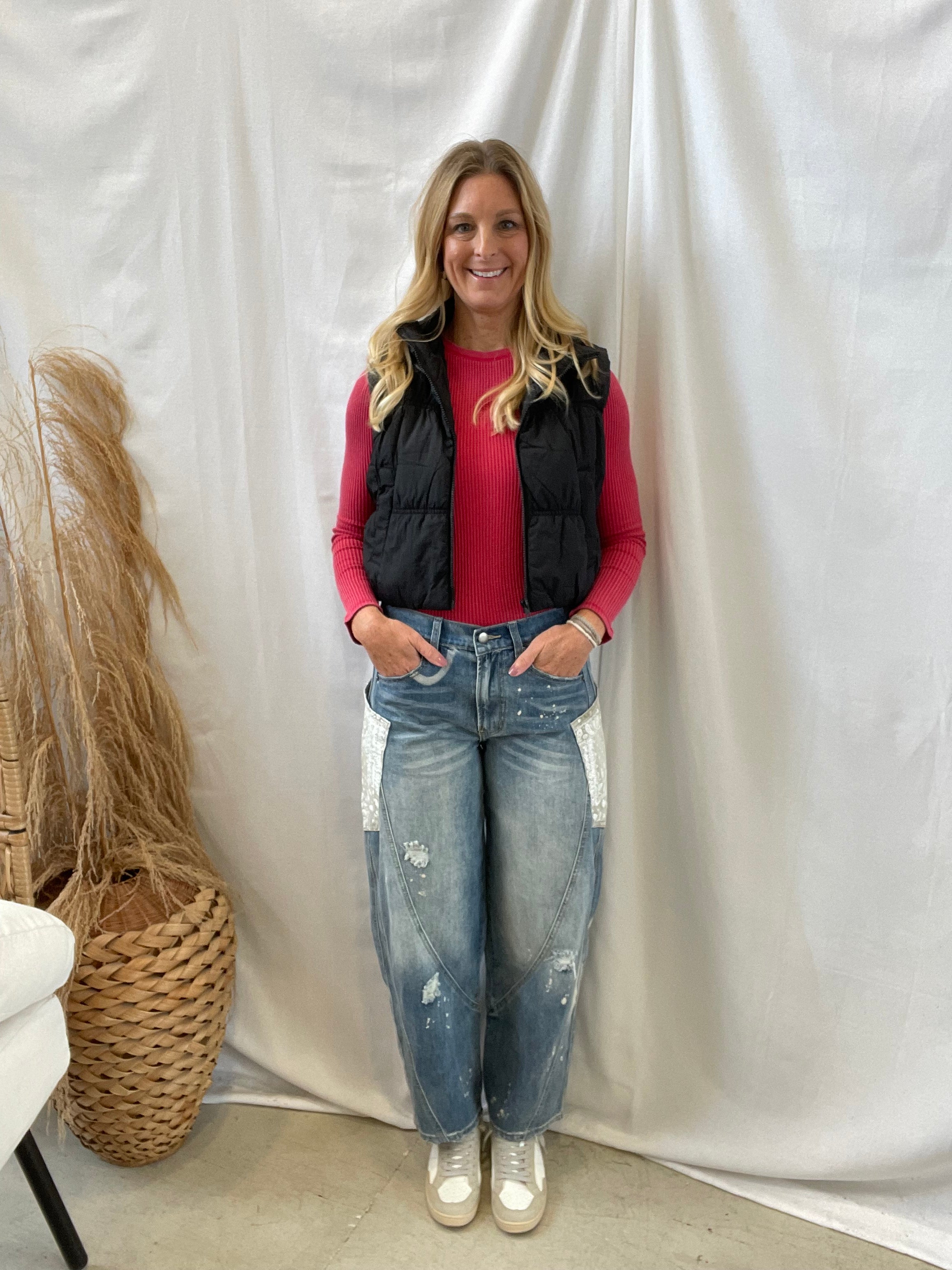 Zip Up Crop Vest-Black-Vests-blu pepper-The Silo Boutique, Women's Fashion Boutique Located in Warren and Grand Forks North Dakota