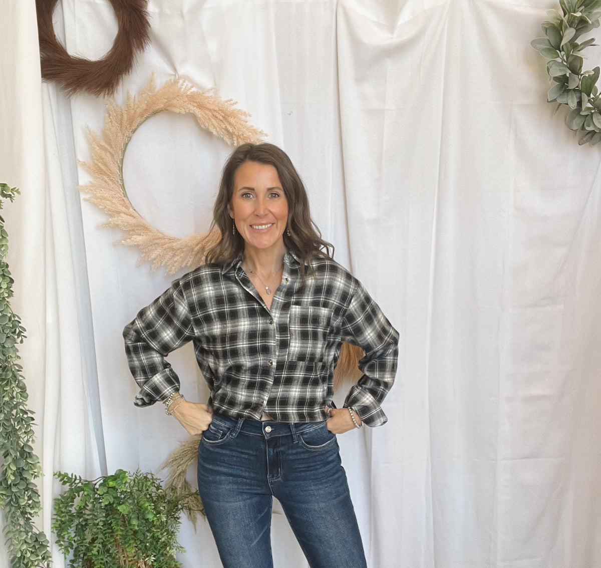Lovervet Posh Kick Flare Jeans-Jeans-vervet-The Silo Boutique, Women's Fashion Boutique Located in Warren and Grand Forks North Dakota