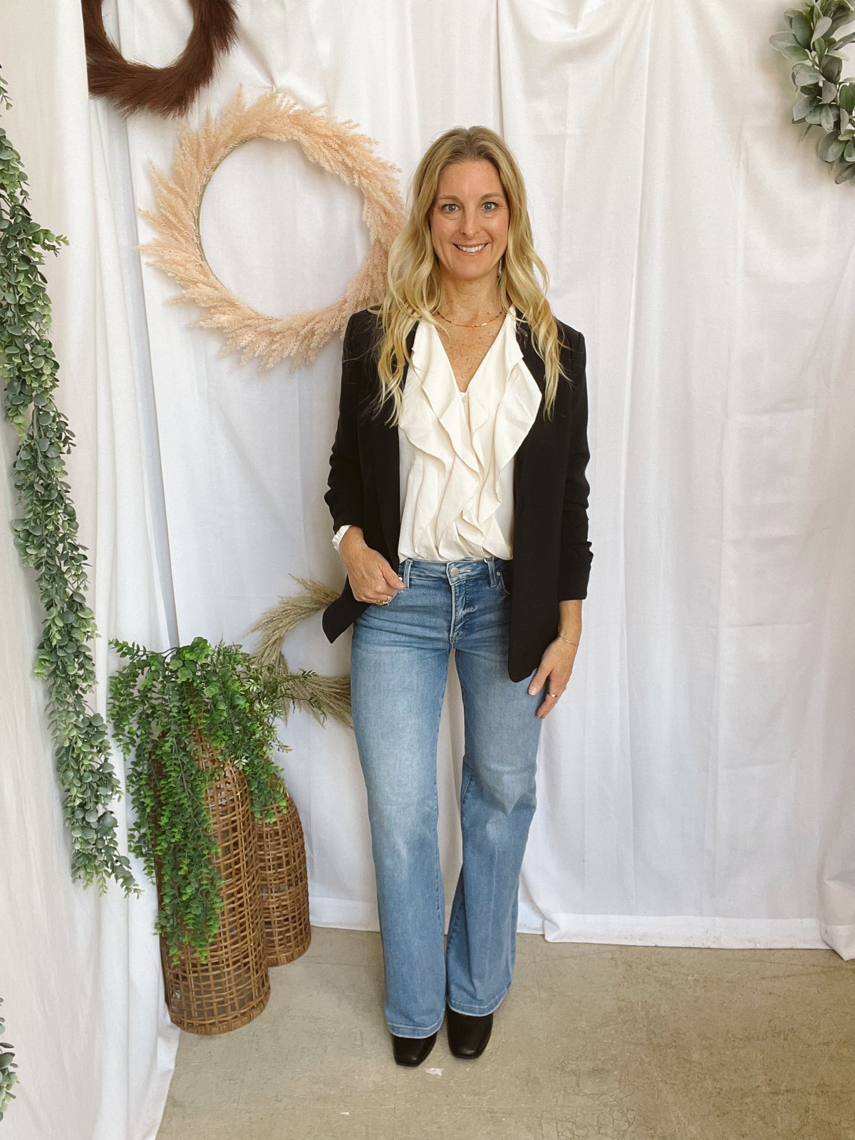 Vera Black Blazer-Blazers-Zenana-The Silo Boutique, Women's Fashion Boutique Located in Warren and Grand Forks North Dakota