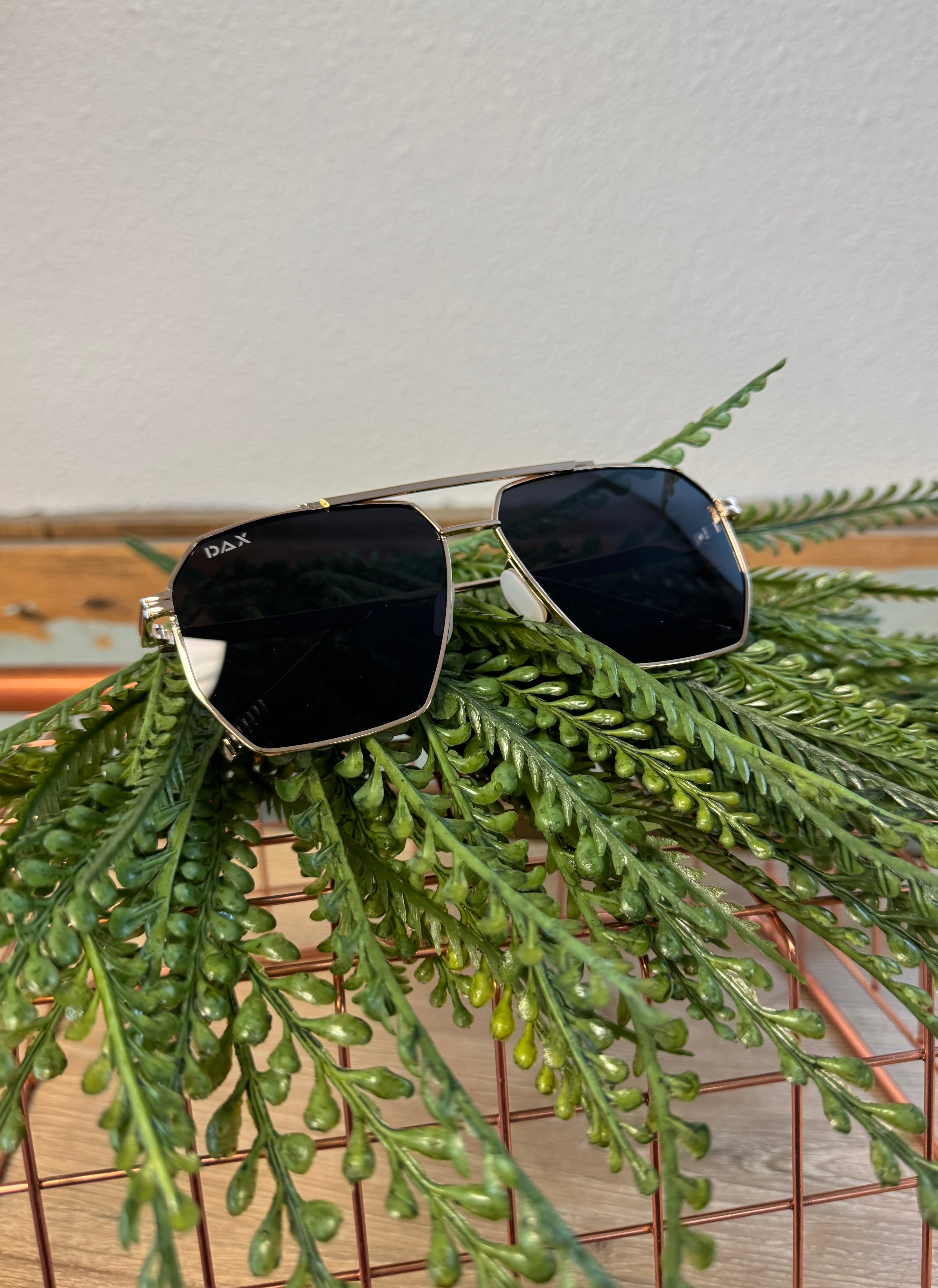 Dax Axl Black Sunglasses-Sunglasses-dax-The Silo Boutique, Women's Fashion Boutique Located in Warren and Grand Forks North Dakota