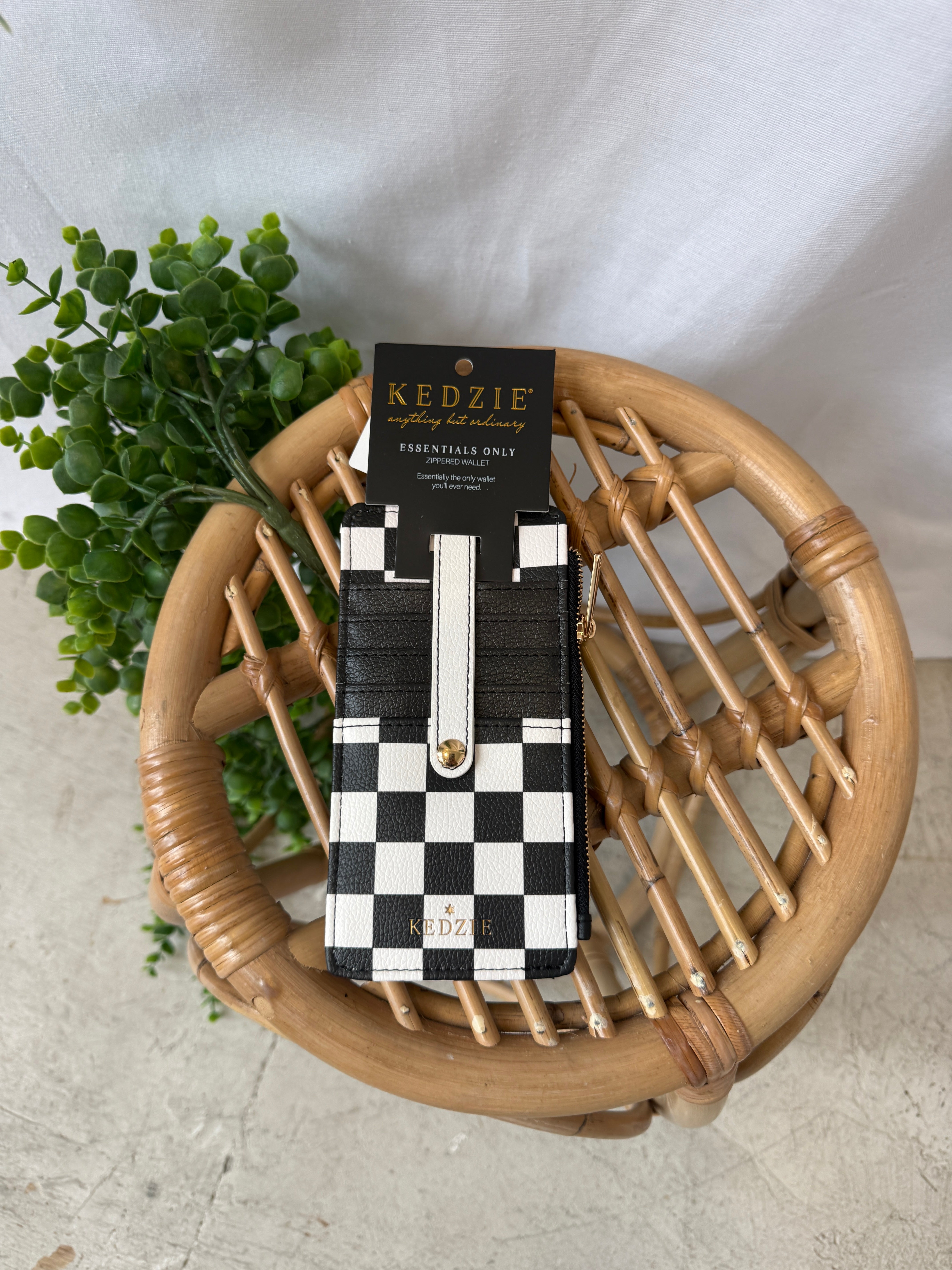 Kedzie Essentials Wallet-Black White Check-Wallets-dm-The Silo Boutique, Women's Fashion Boutique Located in Warren and Grand Forks North Dakota