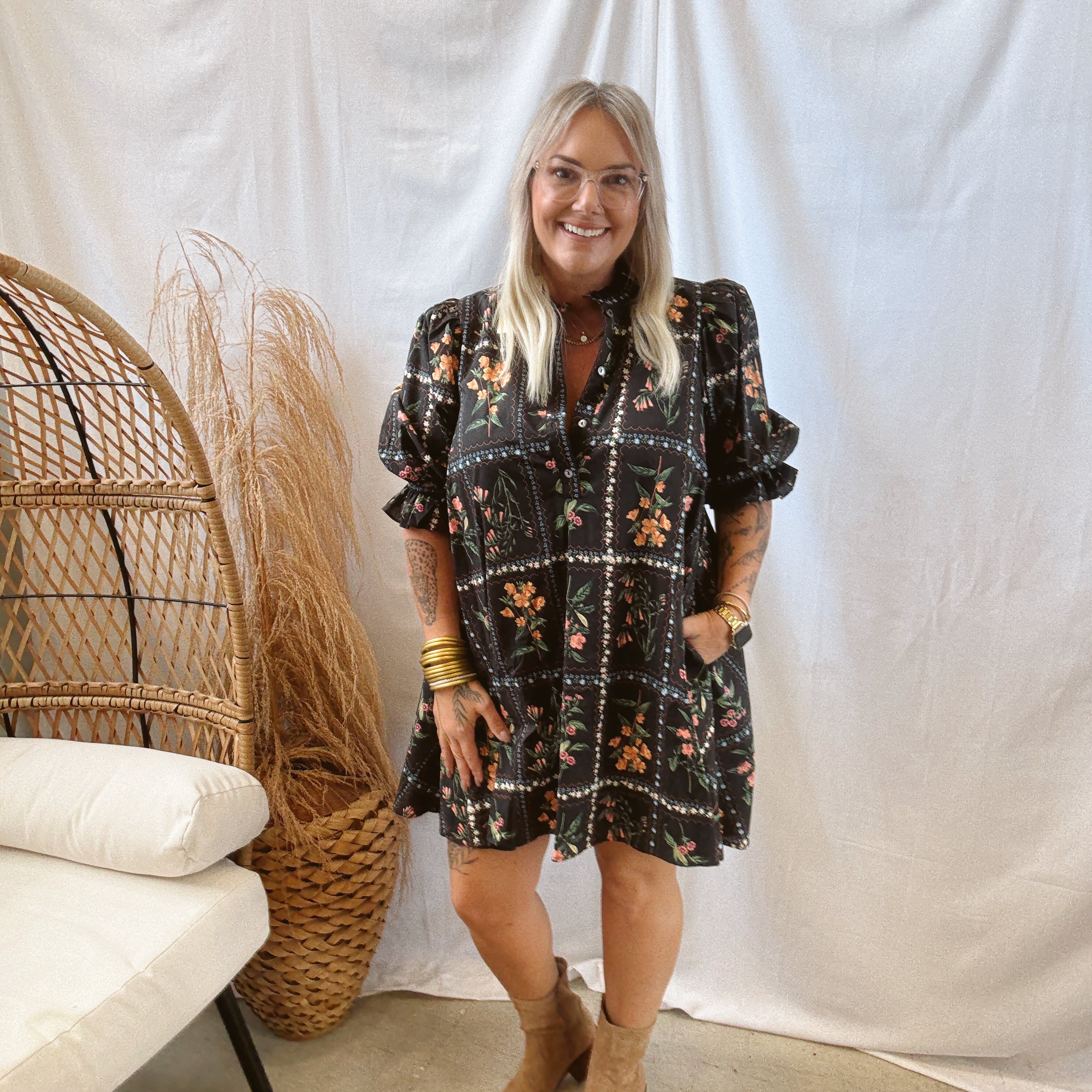 Feeling Floral Black Dress-Dresses-ENTRO-The Silo Boutique, Women's Fashion Boutique Located in Warren and Grand Forks North Dakota