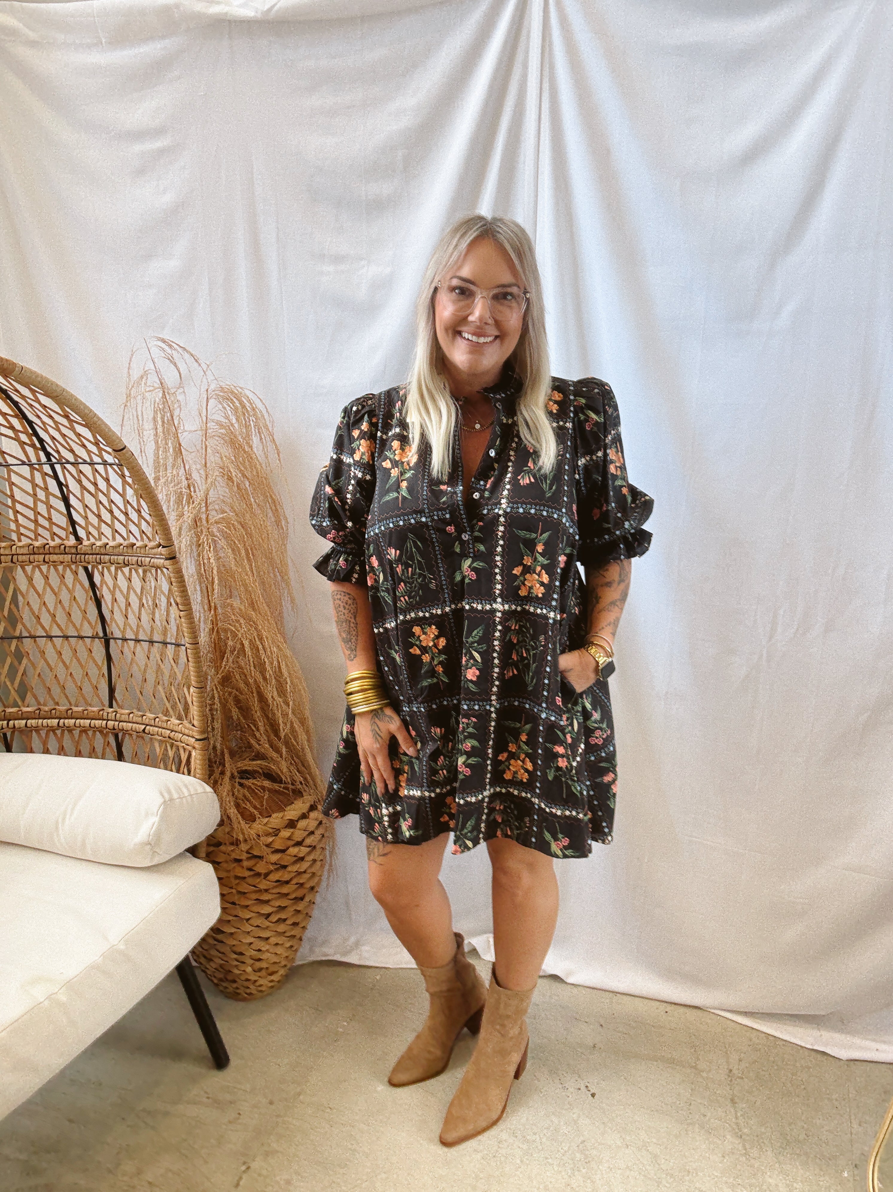 Feeling Floral Black Dress-Dresses-ENTRO-The Silo Boutique, Women's Fashion Boutique Located in Warren and Grand Forks North Dakota