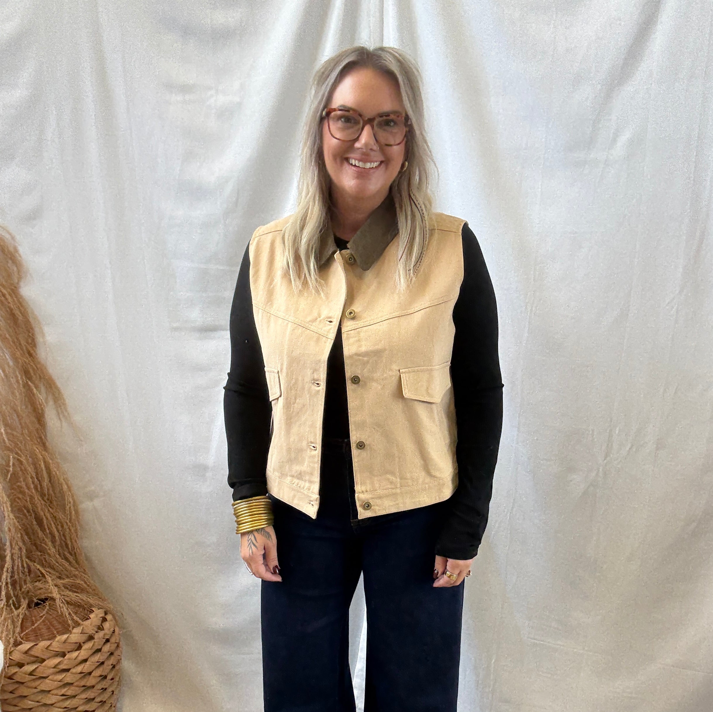 JJ Brown Vest-Vests-very j-The Silo Boutique, Women's Fashion Boutique Located in Warren and Grand Forks North Dakota