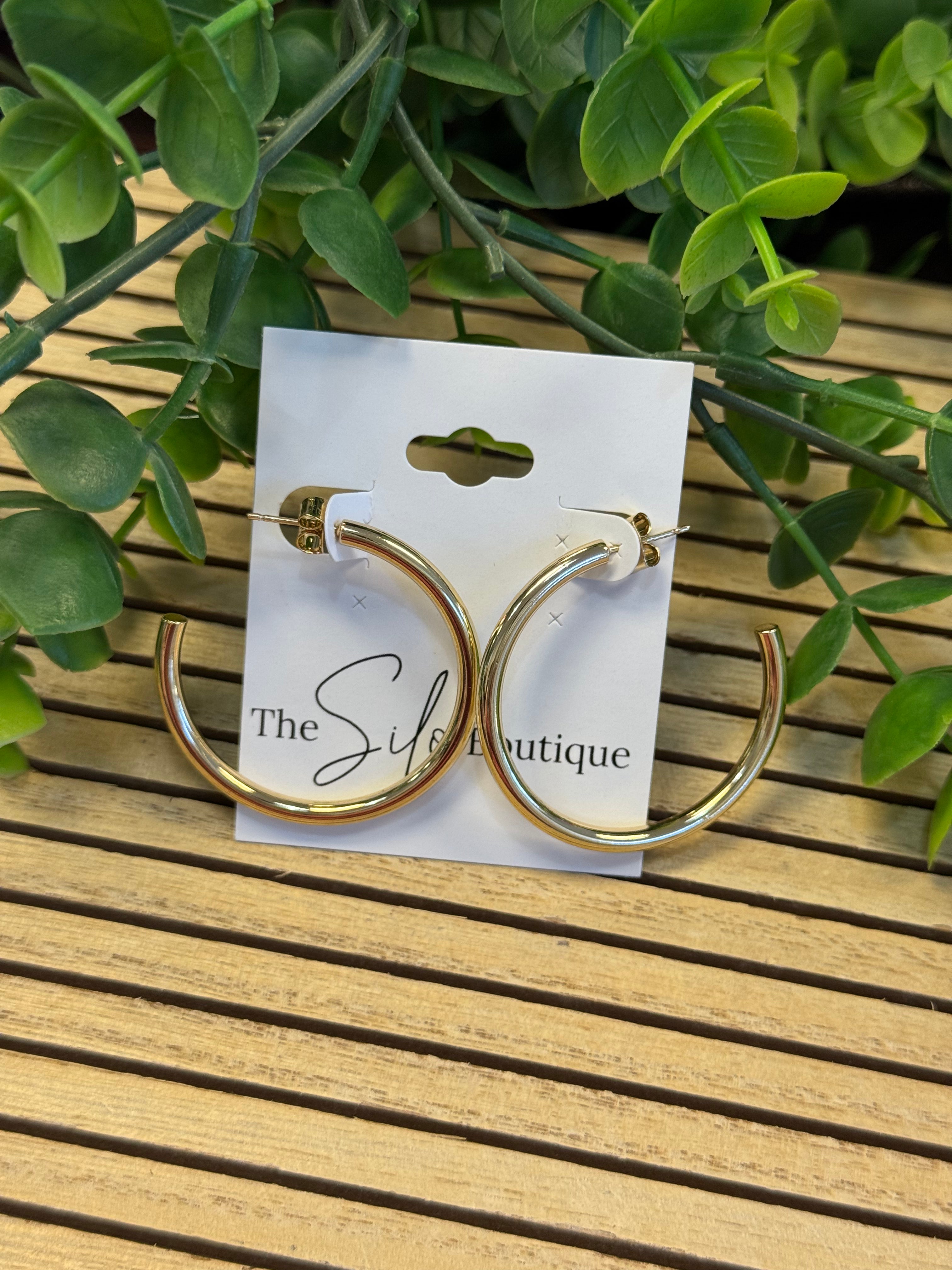 Frankie Gold Hoop Earrings-Earrings-Dallas Market-The Silo Boutique, Women's Fashion Boutique Located in Warren and Grand Forks North Dakota