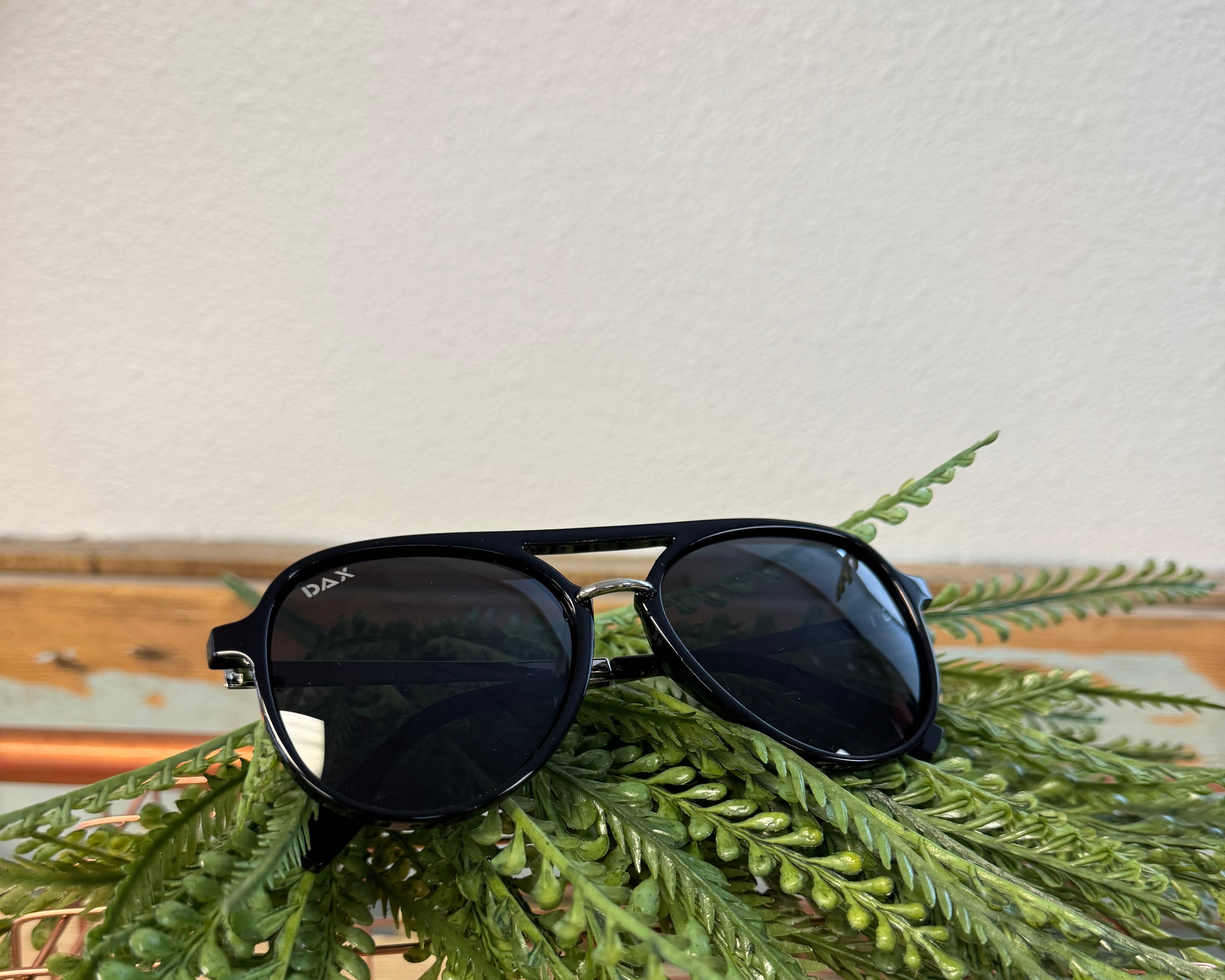 Dax Earhart Black Sunglasses-Sunglasses-dax-The Silo Boutique, Women's Fashion Boutique Located in Warren and Grand Forks North Dakota
