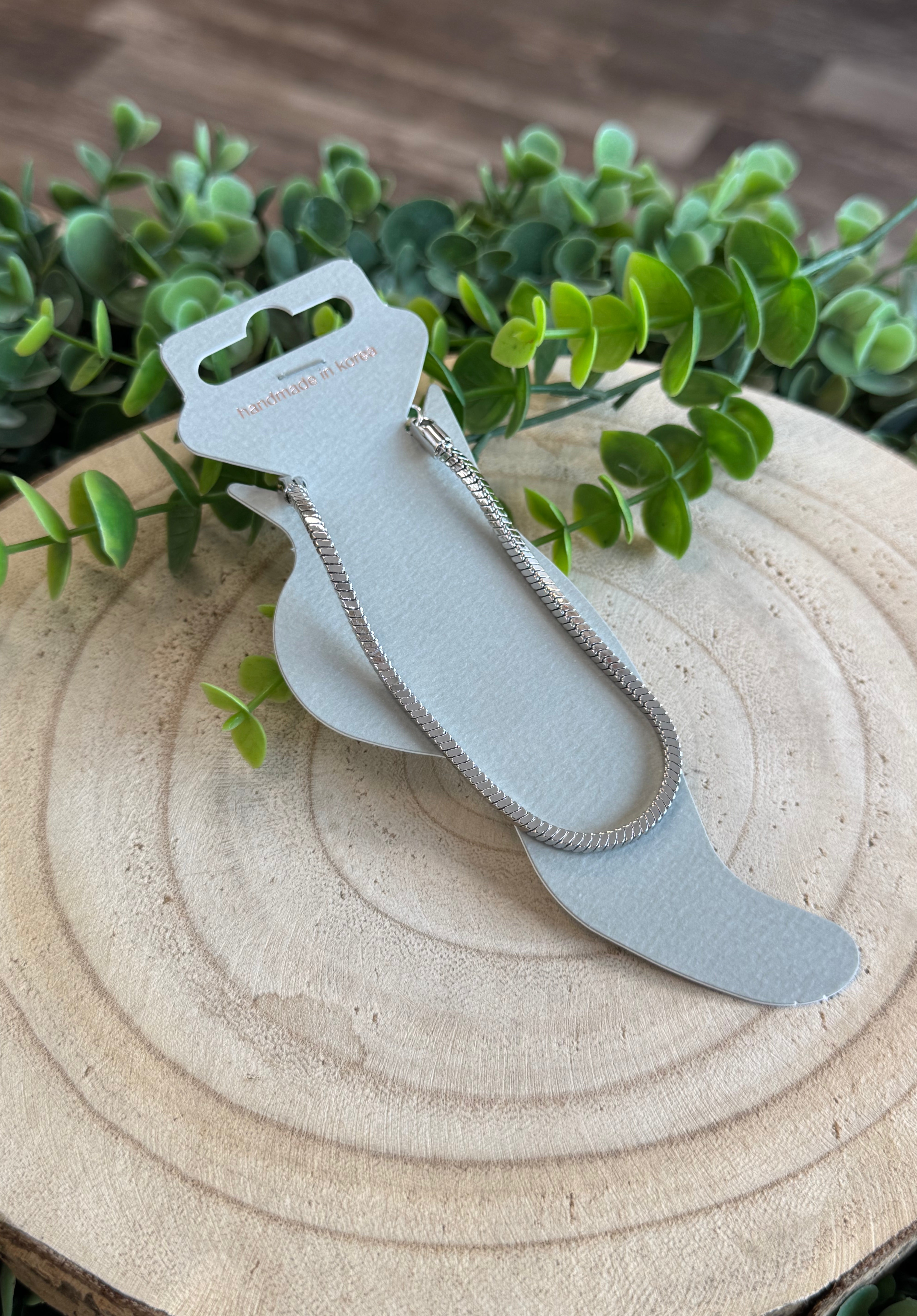 Snake Chain Ankle Bracelet-Ankle Bracelets-Fame-The Silo Boutique, Women's Fashion Boutique Located in Warren and Grand Forks North Dakota