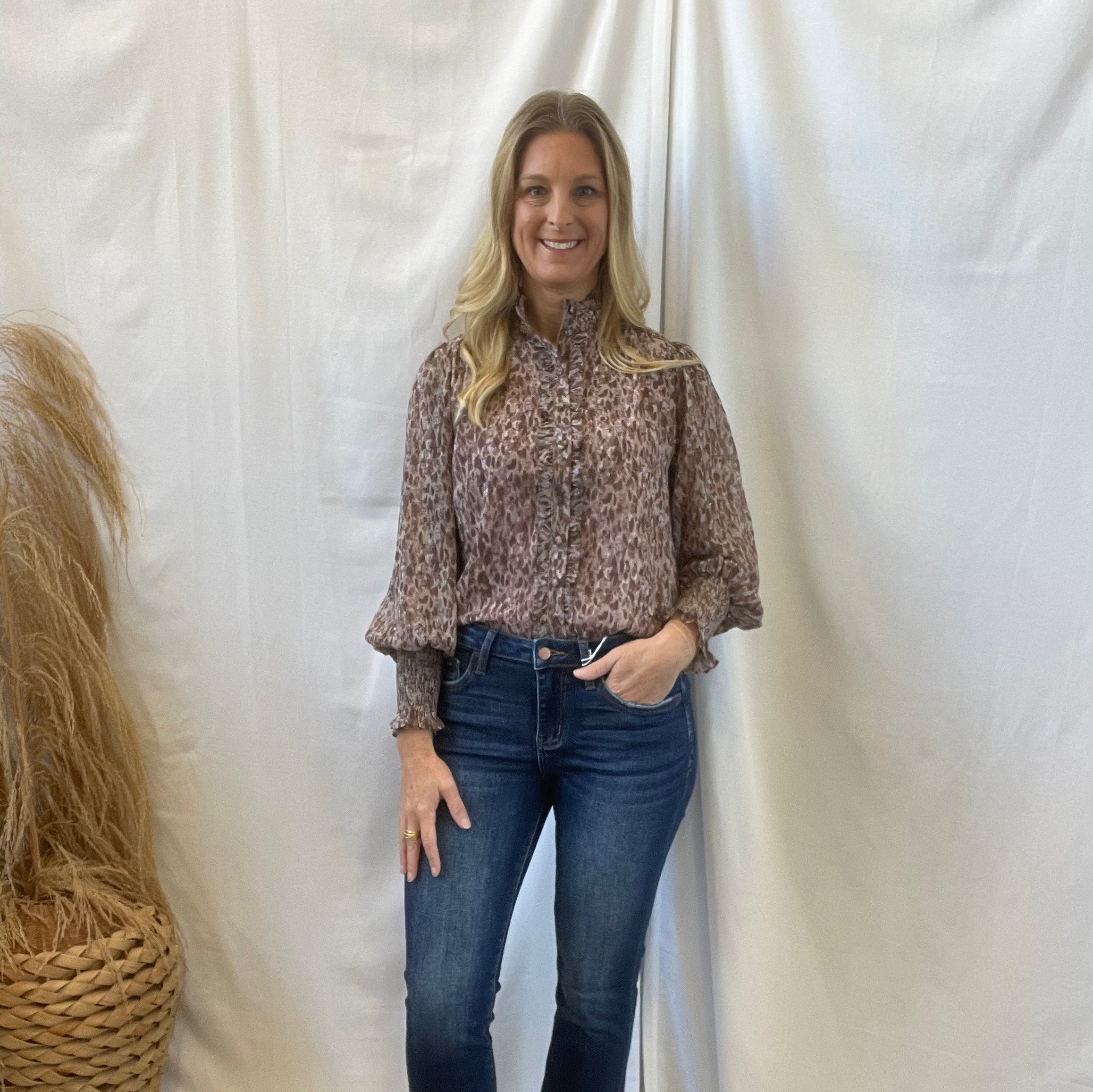 Lovervet Portable Jeans-Jeans-lovervet-The Silo Boutique, Women's Fashion Boutique Located in Warren and Grand Forks North Dakota
