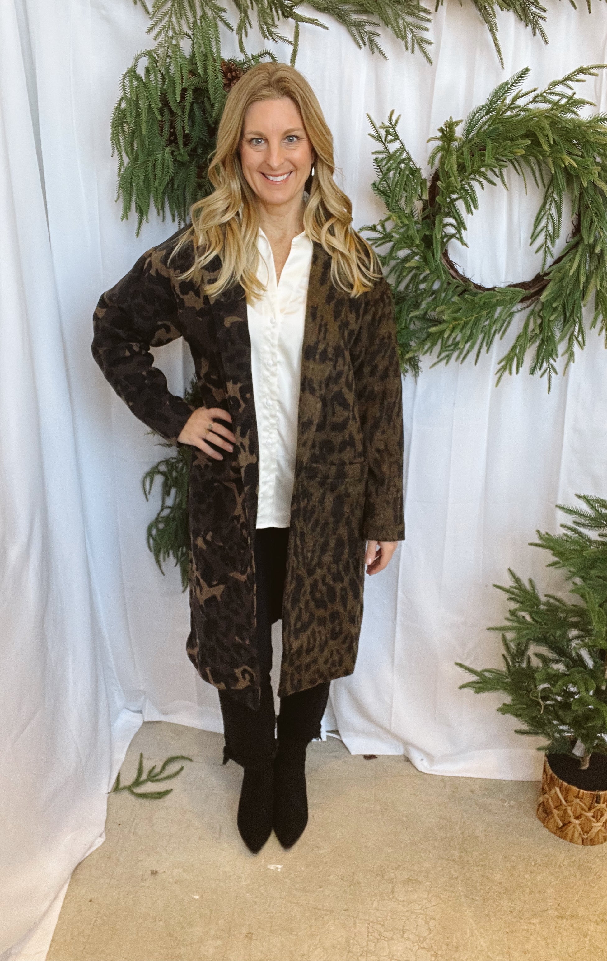 Dani Wild Animal Print Jacket-Vests-davi-The Silo Boutique, Women's Fashion Boutique Located in Warren and Grand Forks North Dakota