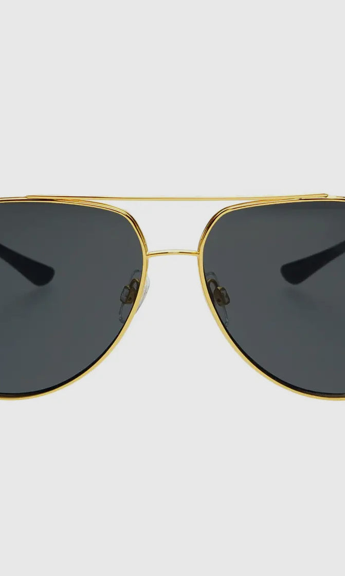 Freyrs Max Gold Sunglasses-Sunglasses-freyers-The Silo Boutique, Women's Fashion Boutique Located in Warren and Grand Forks North Dakota