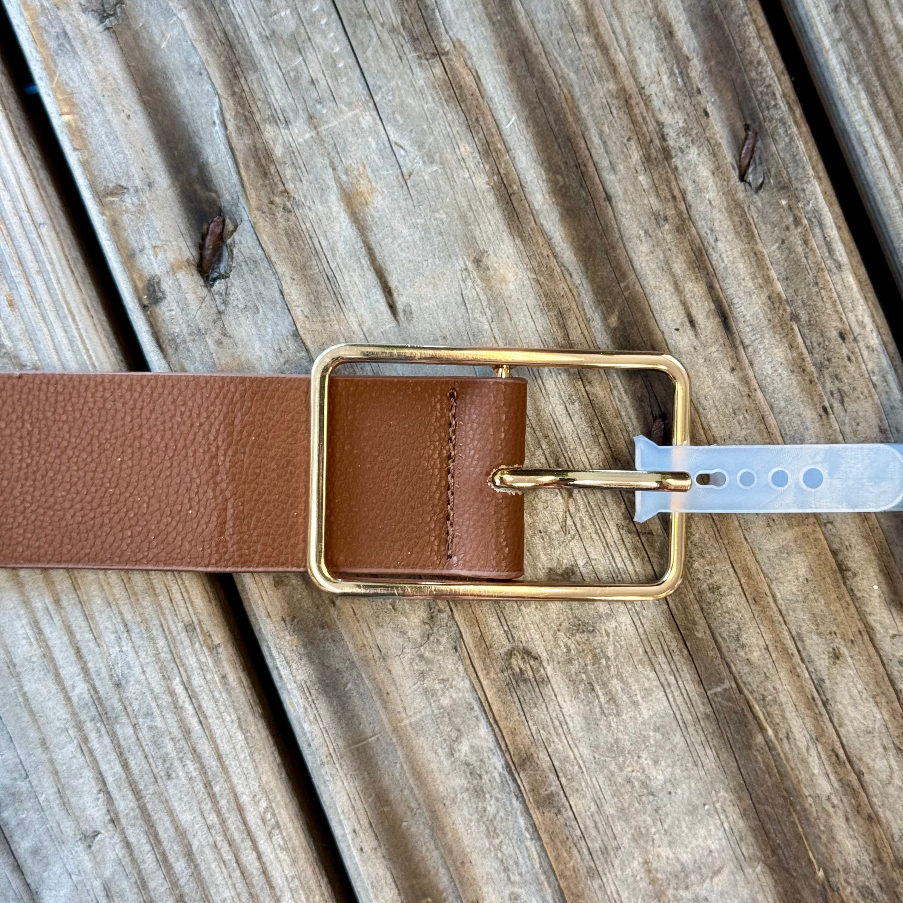 Rectangle Cut Out Buckle Belt-Brown-Belts-Fame-The Silo Boutique, Women's Fashion Boutique Located in Warren and Grand Forks North Dakota