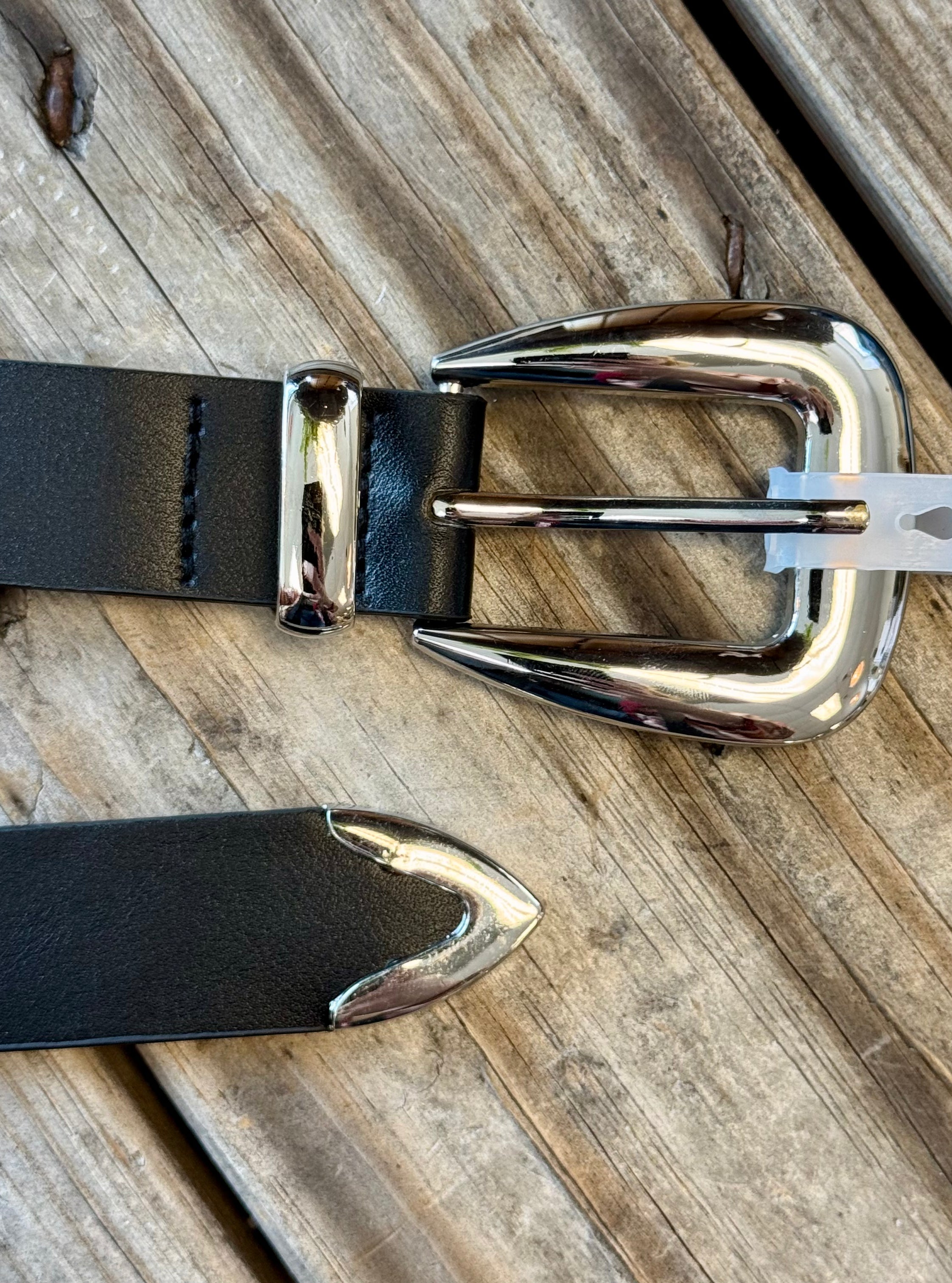 Black Belt with Silver Buckle-Belts-Fame-The Silo Boutique, Women's Fashion Boutique Located in Warren and Grand Forks North Dakota