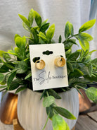 Gold Hoop with Pearl-Earrings-Fame-The Silo Boutique, Women's Fashion Boutique Located in Warren and Grand Forks North Dakota