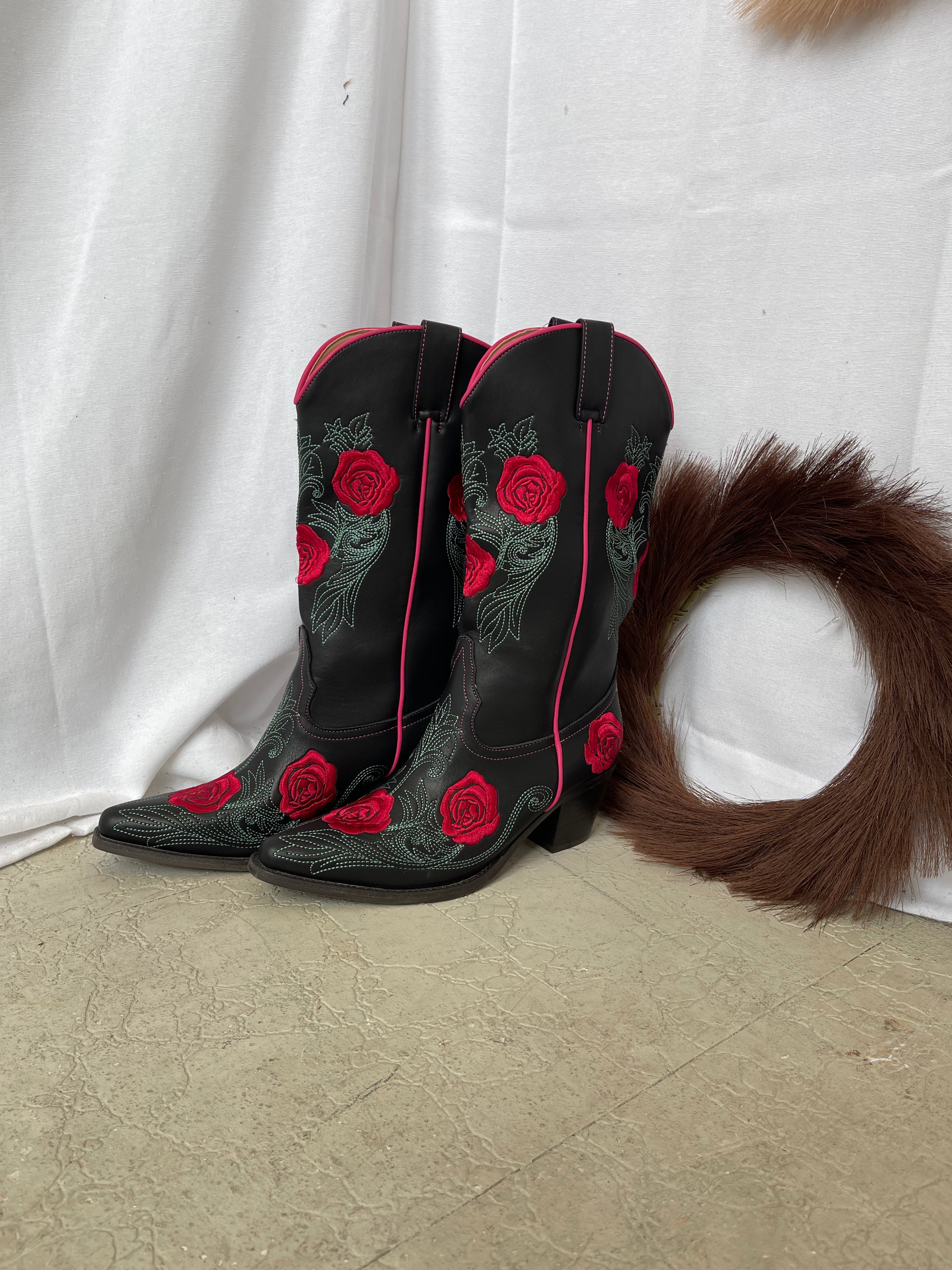 MiiM Cali Boot-Black Floral-Boots-miracle mile-The Silo Boutique, Women's Fashion Boutique Located in Warren and Grand Forks North Dakota