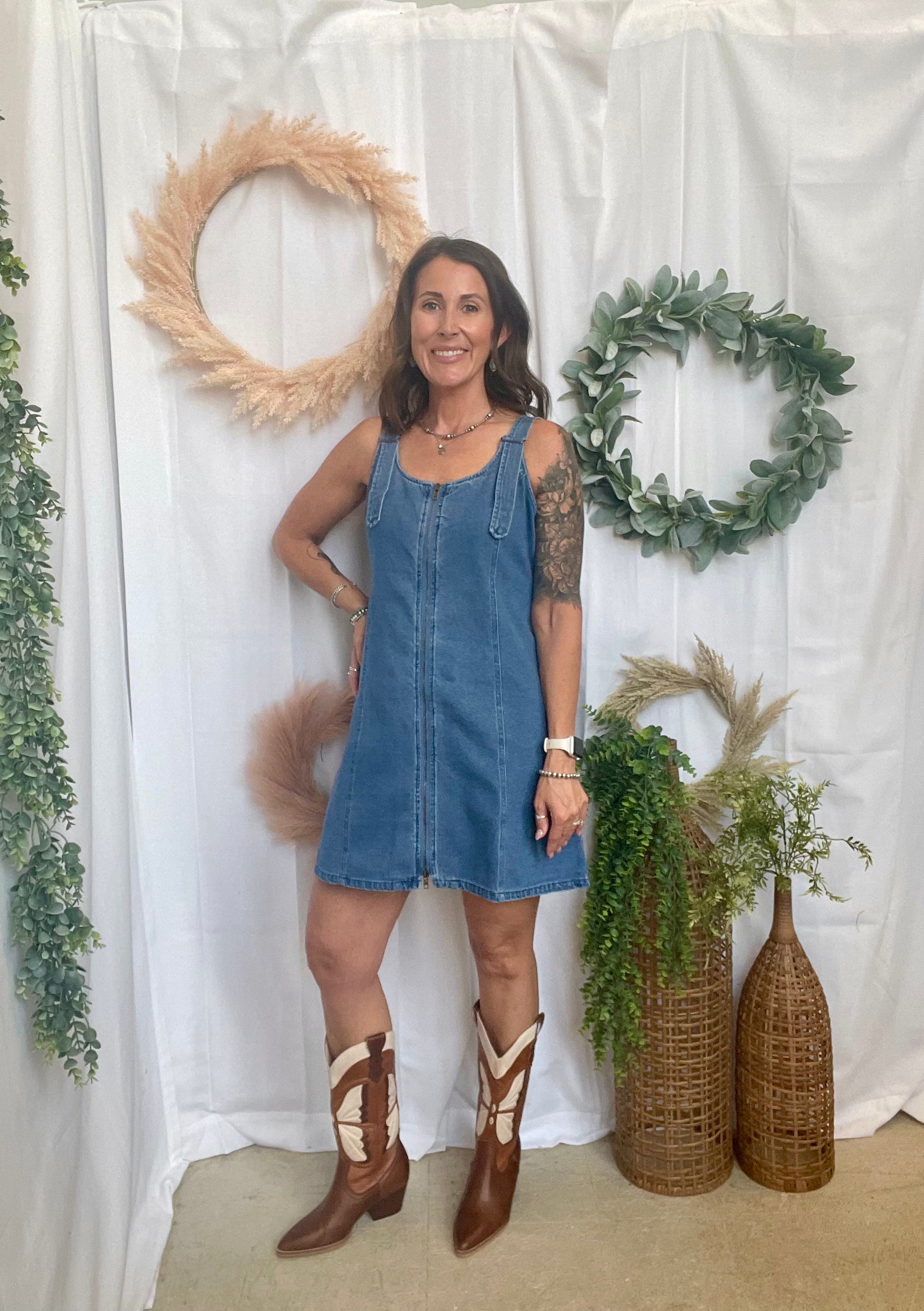 Rae Denim Dress-Dresses-Doe and Rae-The Silo Boutique, Women's Fashion Boutique Located in Warren and Grand Forks North Dakota