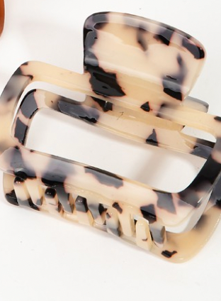 Cutout Hair Claw-Hair Accessories-Fame-The Silo Boutique, Women's Fashion Boutique Located in Warren and Grand Forks North Dakota