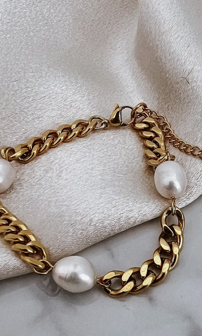 Beljoy Blinny Cuban Chain Pearl Bracelet-Bracelets-beljoy-The Silo Boutique, Women's Fashion Boutique Located in Warren and Grand Forks North Dakota