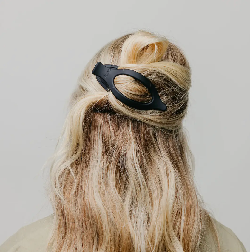 KAXI Lay Down 2.0 Claw Clip-Matte Black-Hair Accessories-zad-The Silo Boutique, Women's Fashion Boutique Located in Warren and Grand Forks North Dakota