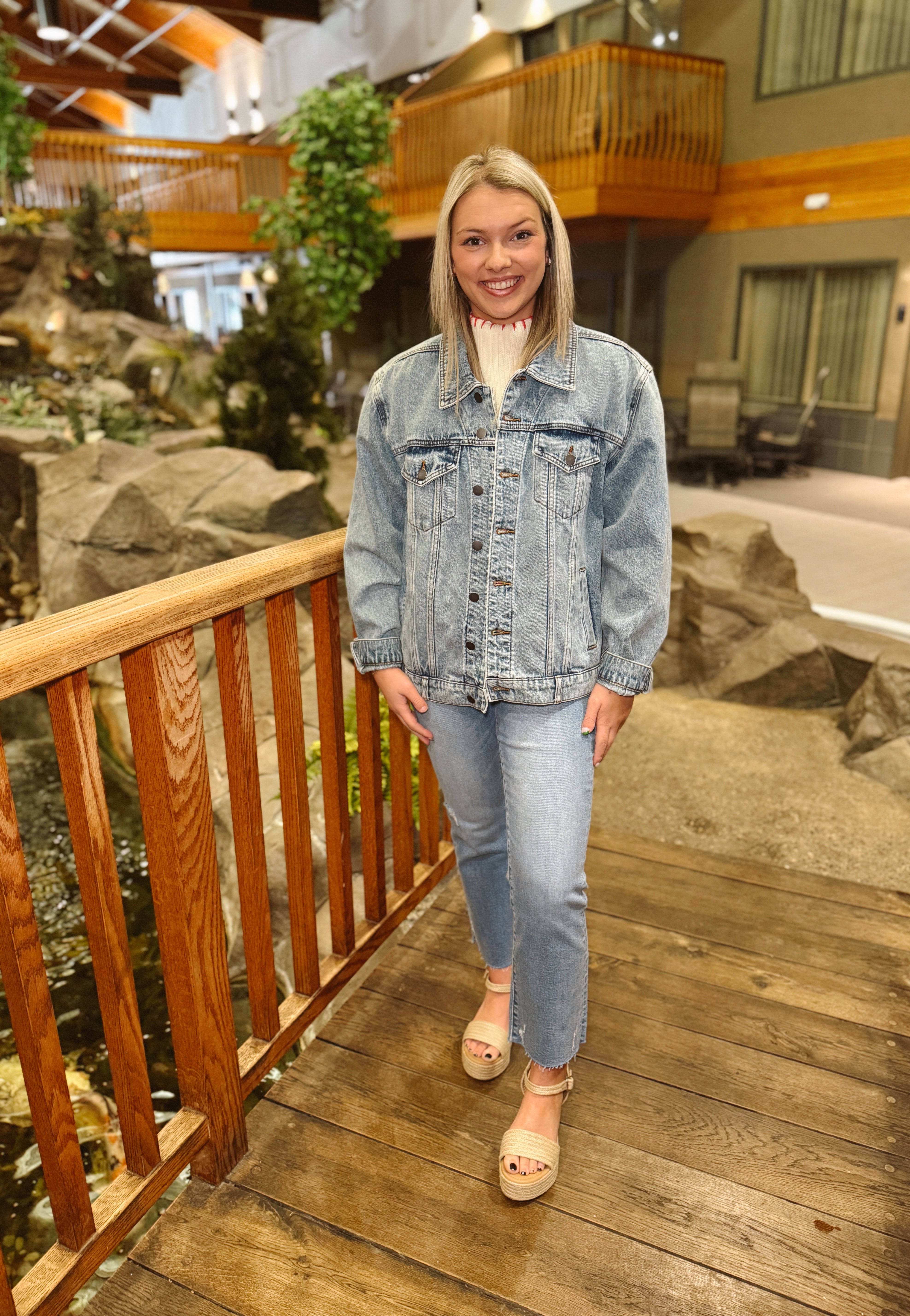 KUT Emmy Boyfriend Denim Jacket-Coats & Jackets-Kut-The Silo Boutique, Women's Fashion Boutique Located in Warren and Grand Forks North Dakota