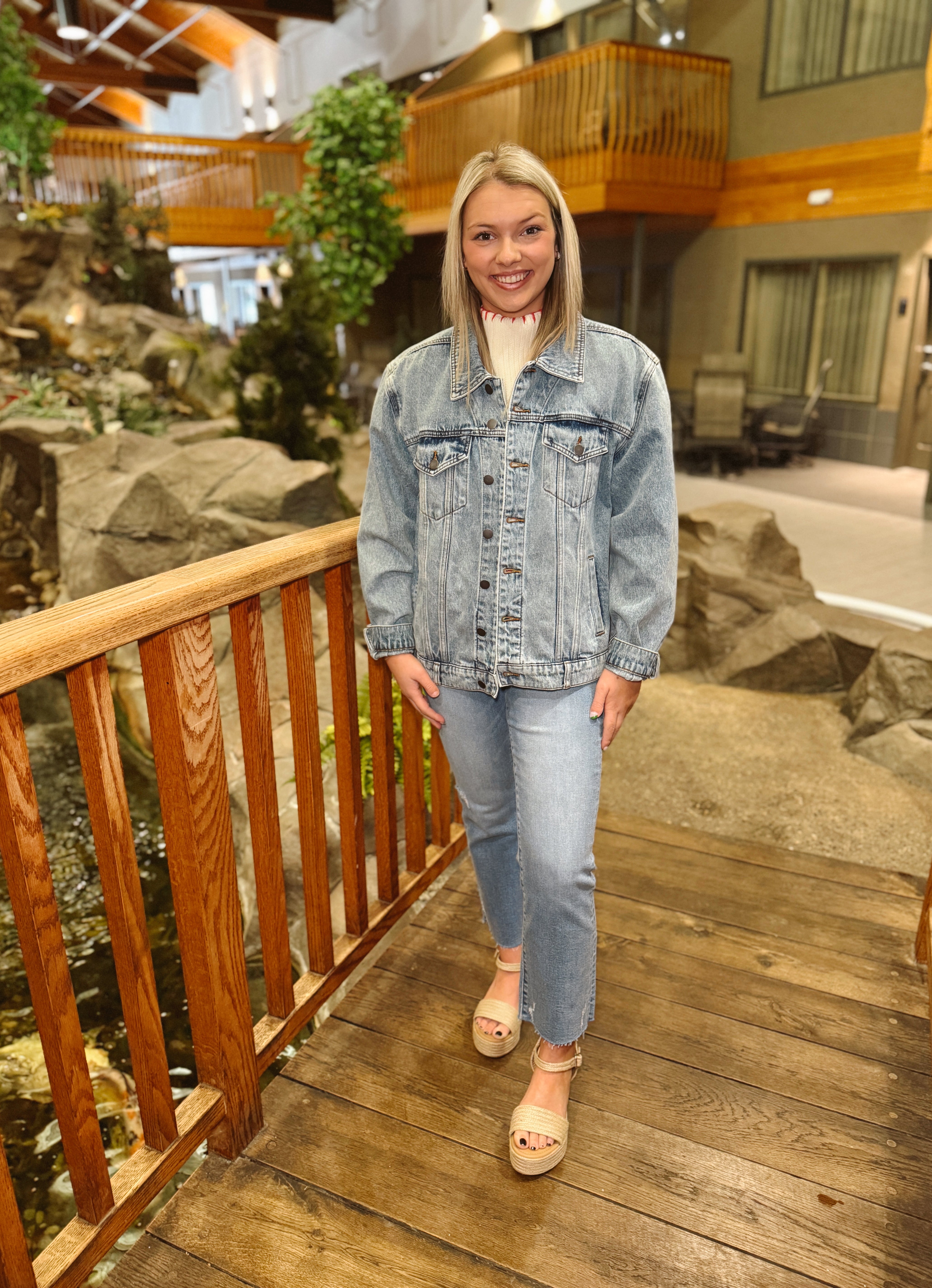 KUT Emmy Boyfriend Denim Jacket-Coats & Jackets-Kut-The Silo Boutique, Women's Fashion Boutique Located in Warren and Grand Forks North Dakota