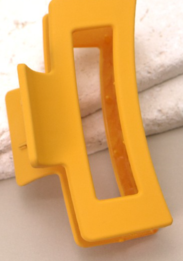 Matte Claw Hair Clip-Hair Accessories-wall to wall-The Silo Boutique, Women's Fashion Boutique Located in Warren and Grand Forks North Dakota