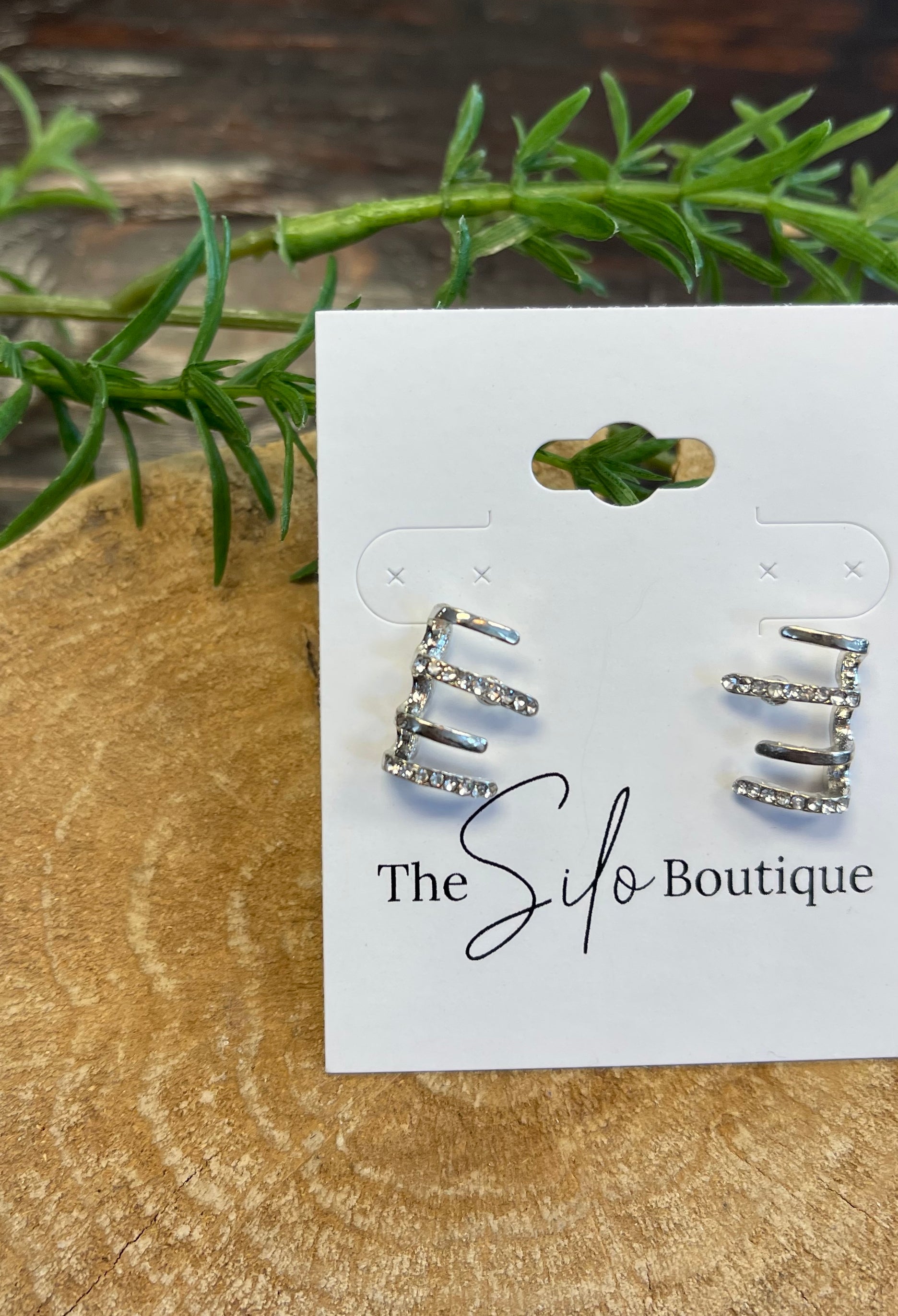 Favorite Earrings-Earrings-merachi-The Silo Boutique, Women's Fashion Boutique Located in Warren and Grand Forks North Dakota