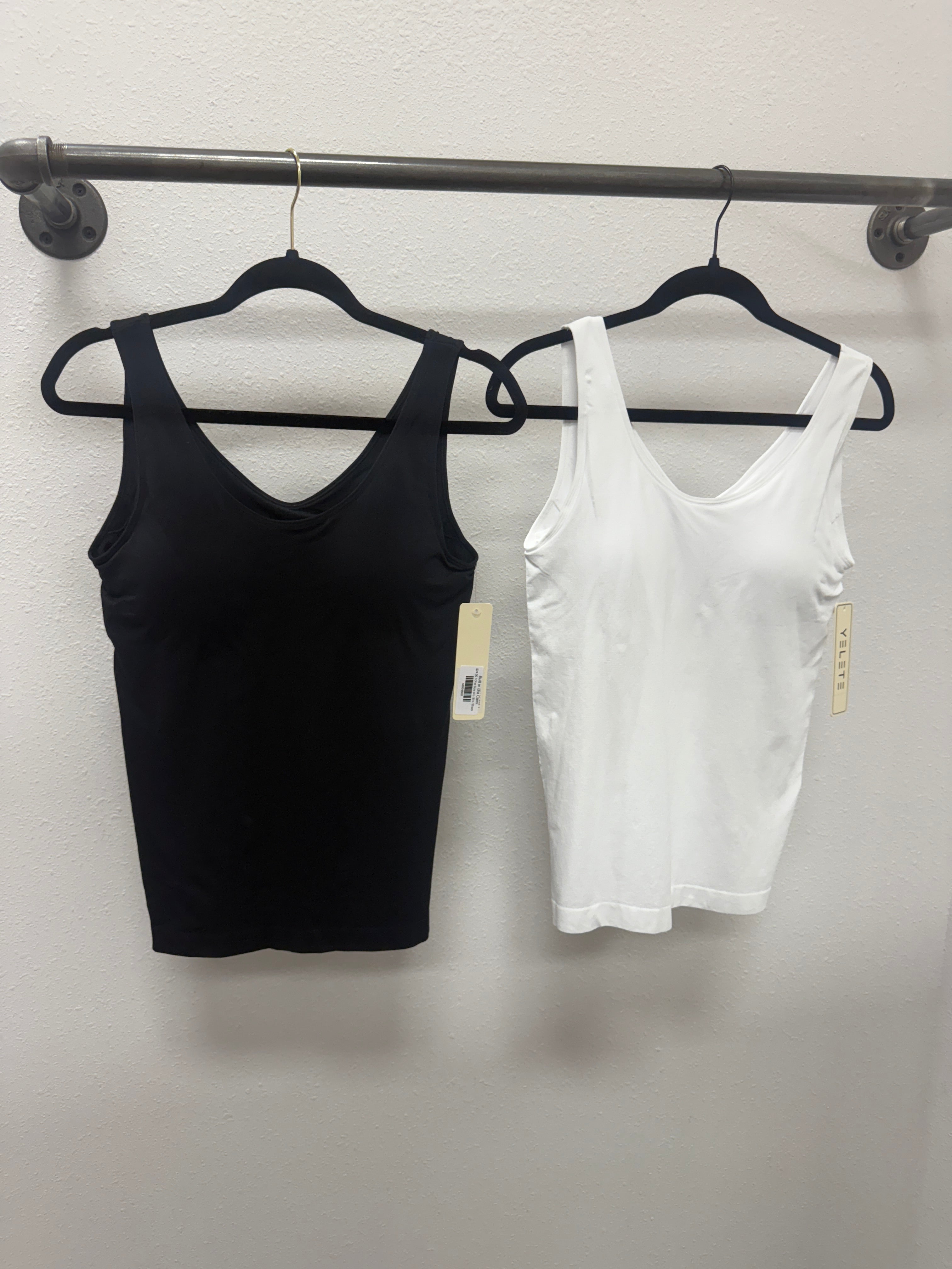 Built in Bra Cami-Camis-yelete-The Silo Boutique, Women's Fashion Boutique Located in Warren and Grand Forks North Dakota