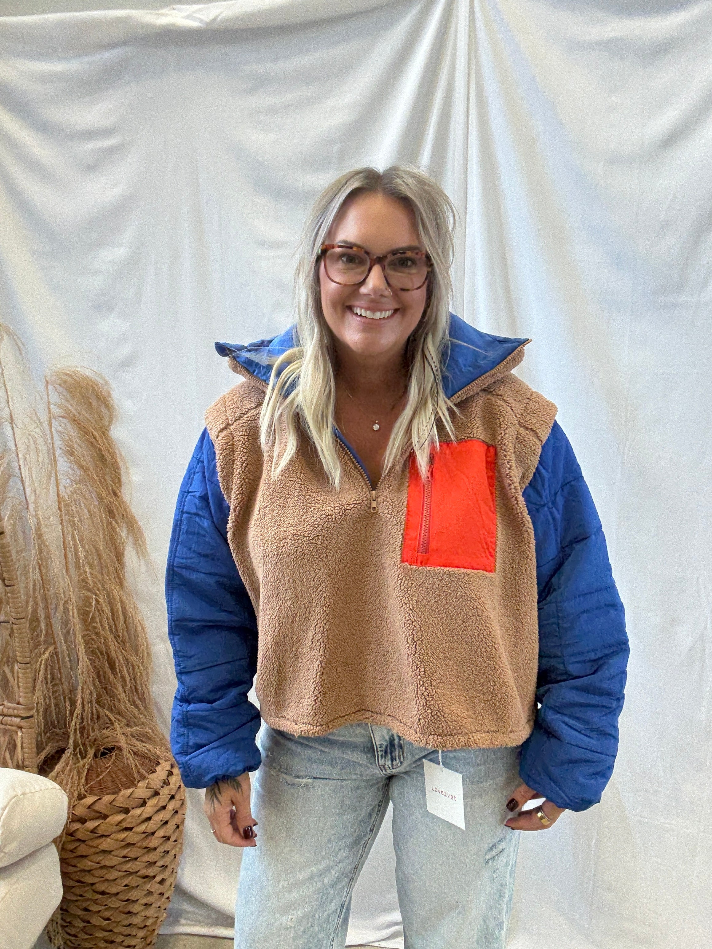 Mocha Combo Fleece Pulloever-Sweatshirts-veveret-The Silo Boutique, Women's Fashion Boutique Located in Warren and Grand Forks North Dakota