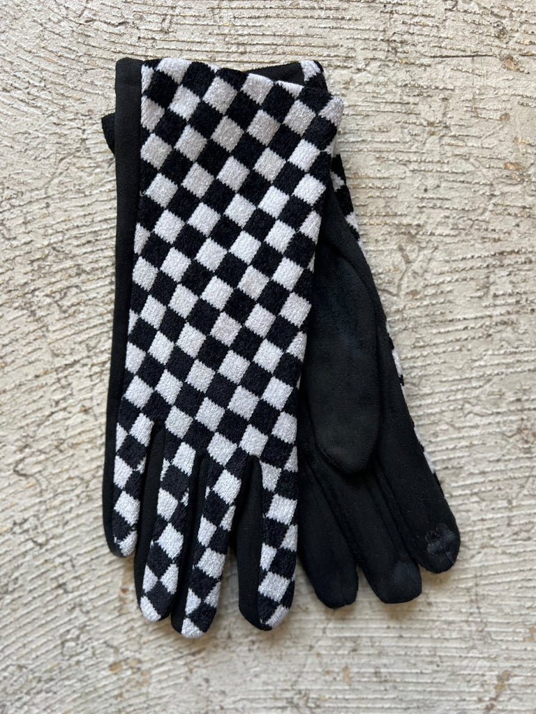 Check Print Gloves-Gloves & Mittens-Avenue Zoe-The Silo Boutique, Women's Fashion Boutique Located in Warren and Grand Forks North Dakota