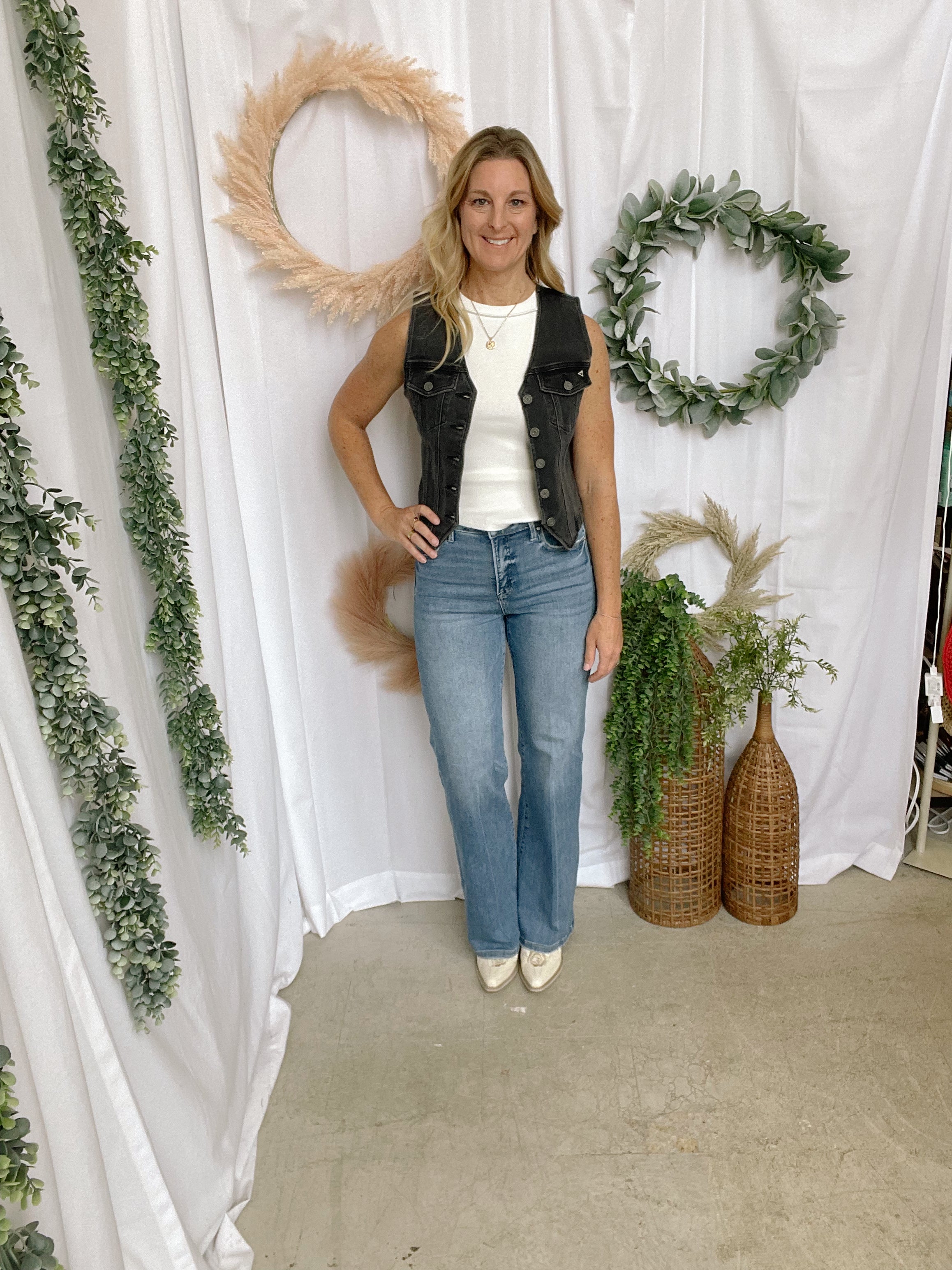 Risen Perfect Flare Jeans-Jeans-risen-The Silo Boutique, Women's Fashion Boutique Located in Warren and Grand Forks North Dakota