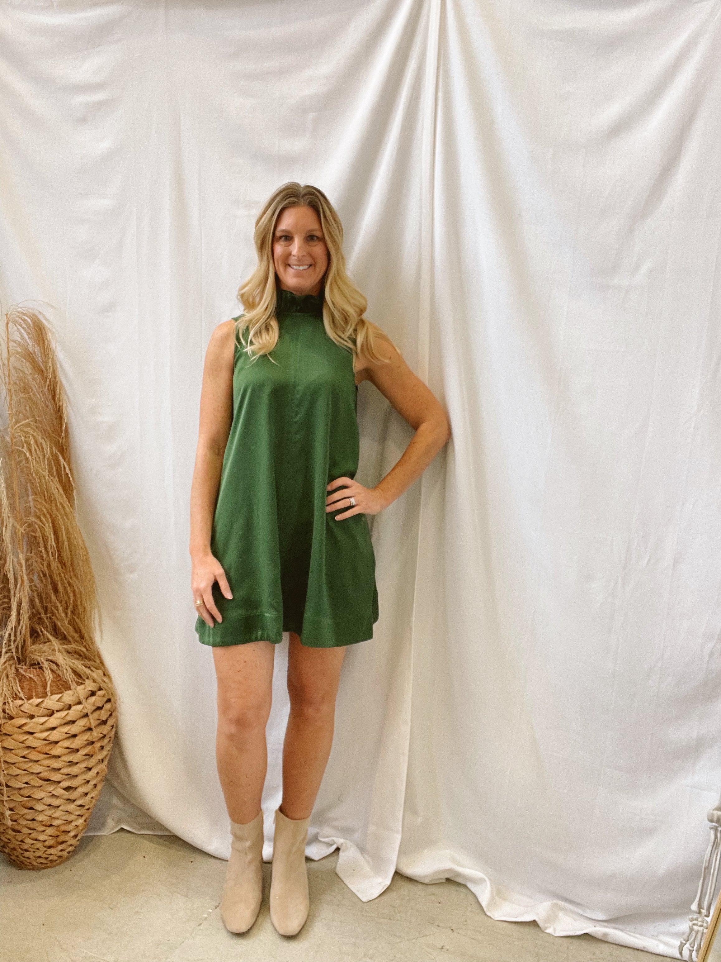 Apple Green Halter Dress-Dresses-pinch-The Silo Boutique, Women's Fashion Boutique Located in Warren and Grand Forks North Dakota