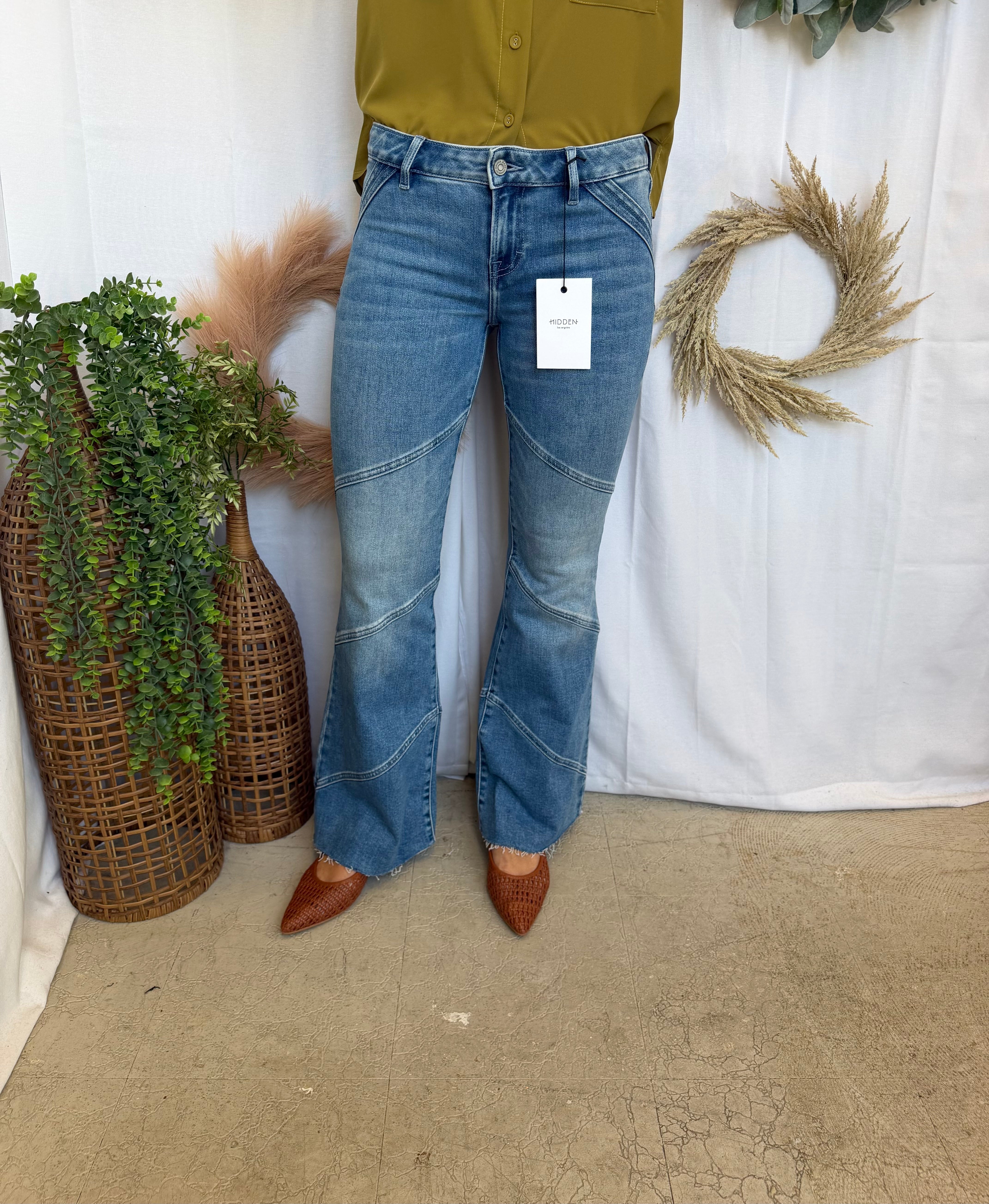 Hidden Fashion Flare Jeans-Jeans-Hidden-The Silo Boutique, Women's Fashion Boutique Located in Warren and Grand Forks North Dakota