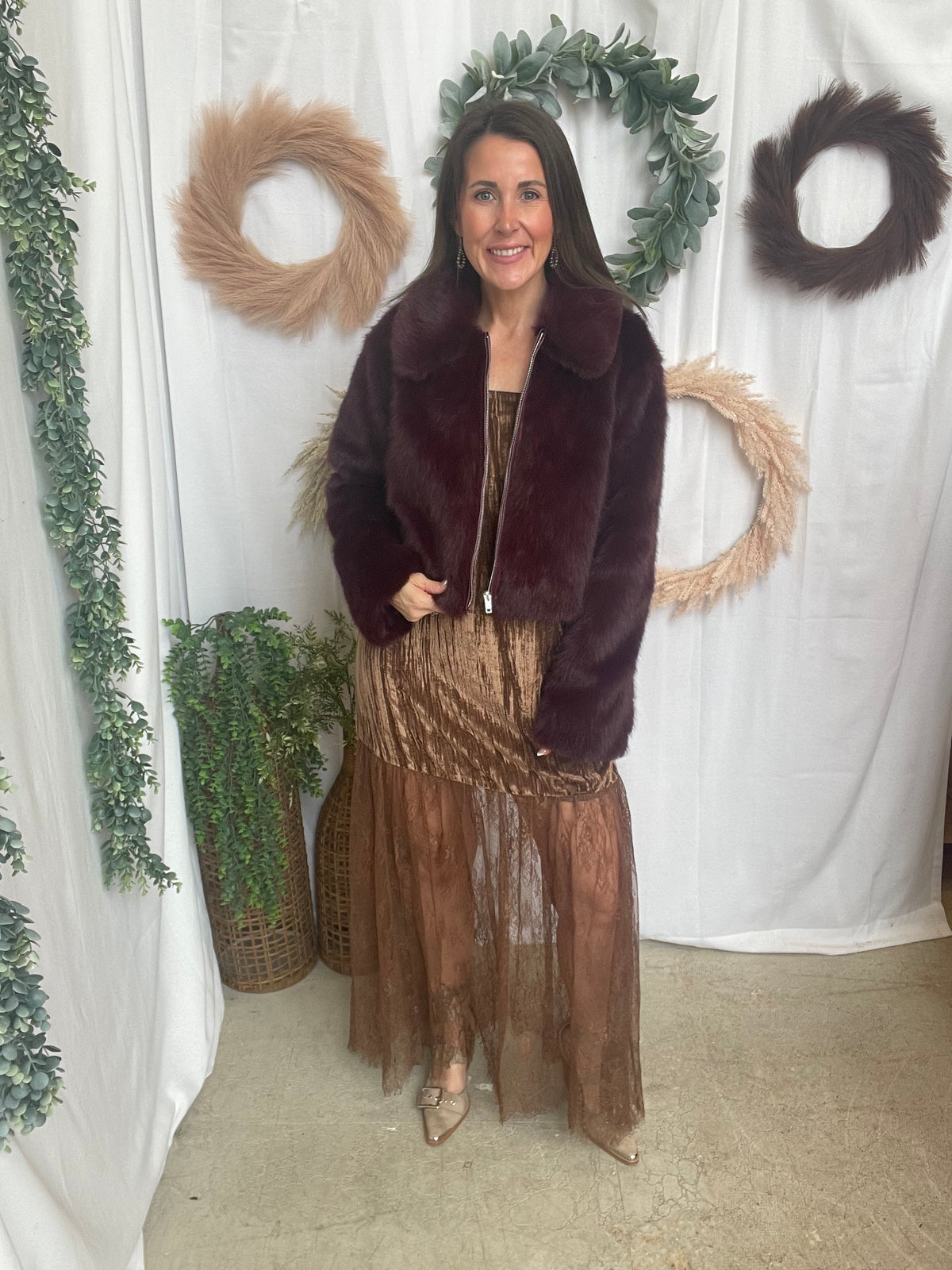Muse Velvet Lace Dress-Dresses-miou muse-The Silo Boutique, Women's Fashion Boutique Located in Warren and Grand Forks North Dakota