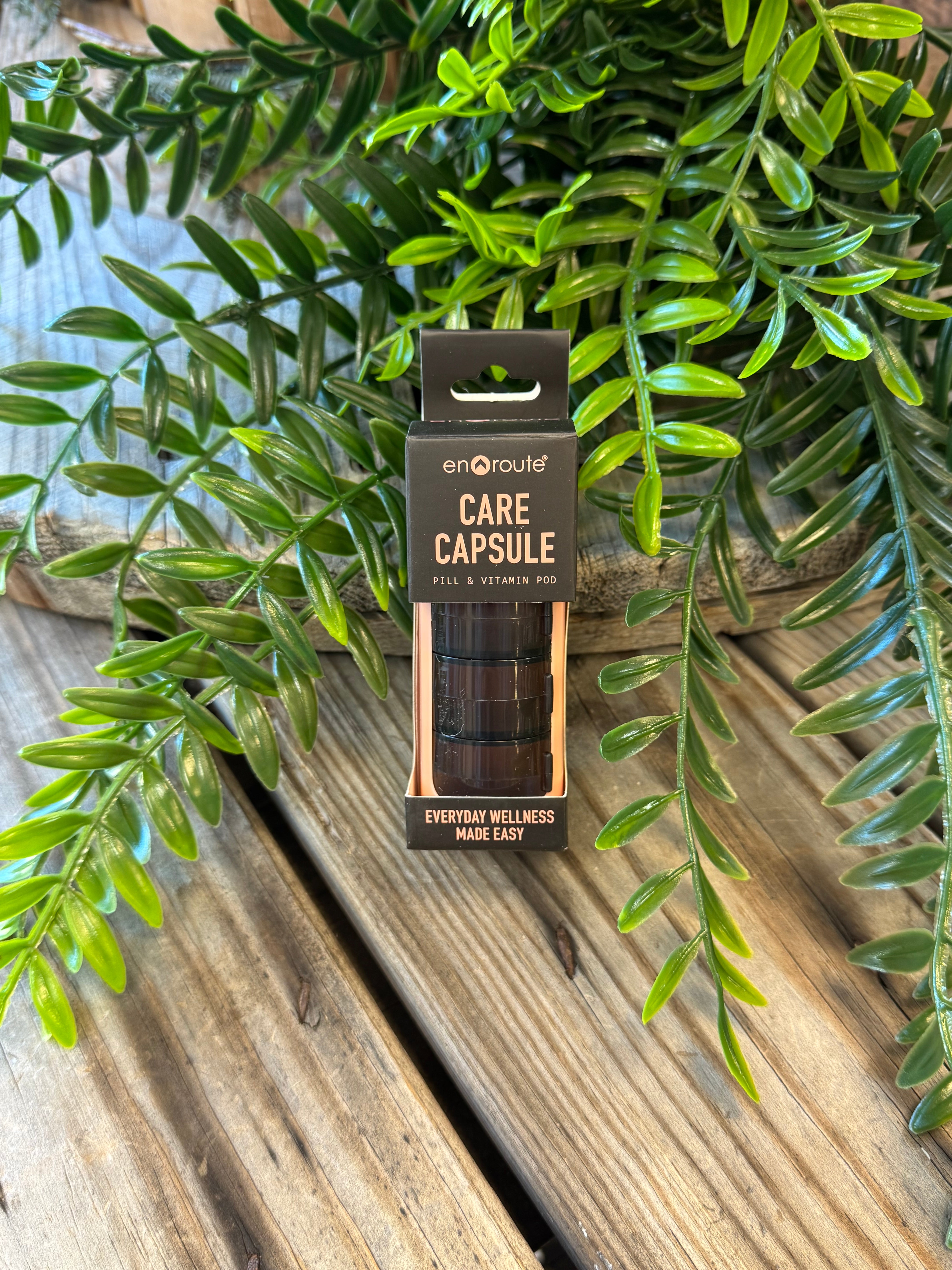 En Route Capsule Case-Beauty-dm-The Silo Boutique, Women's Fashion Boutique Located in Warren and Grand Forks North Dakota