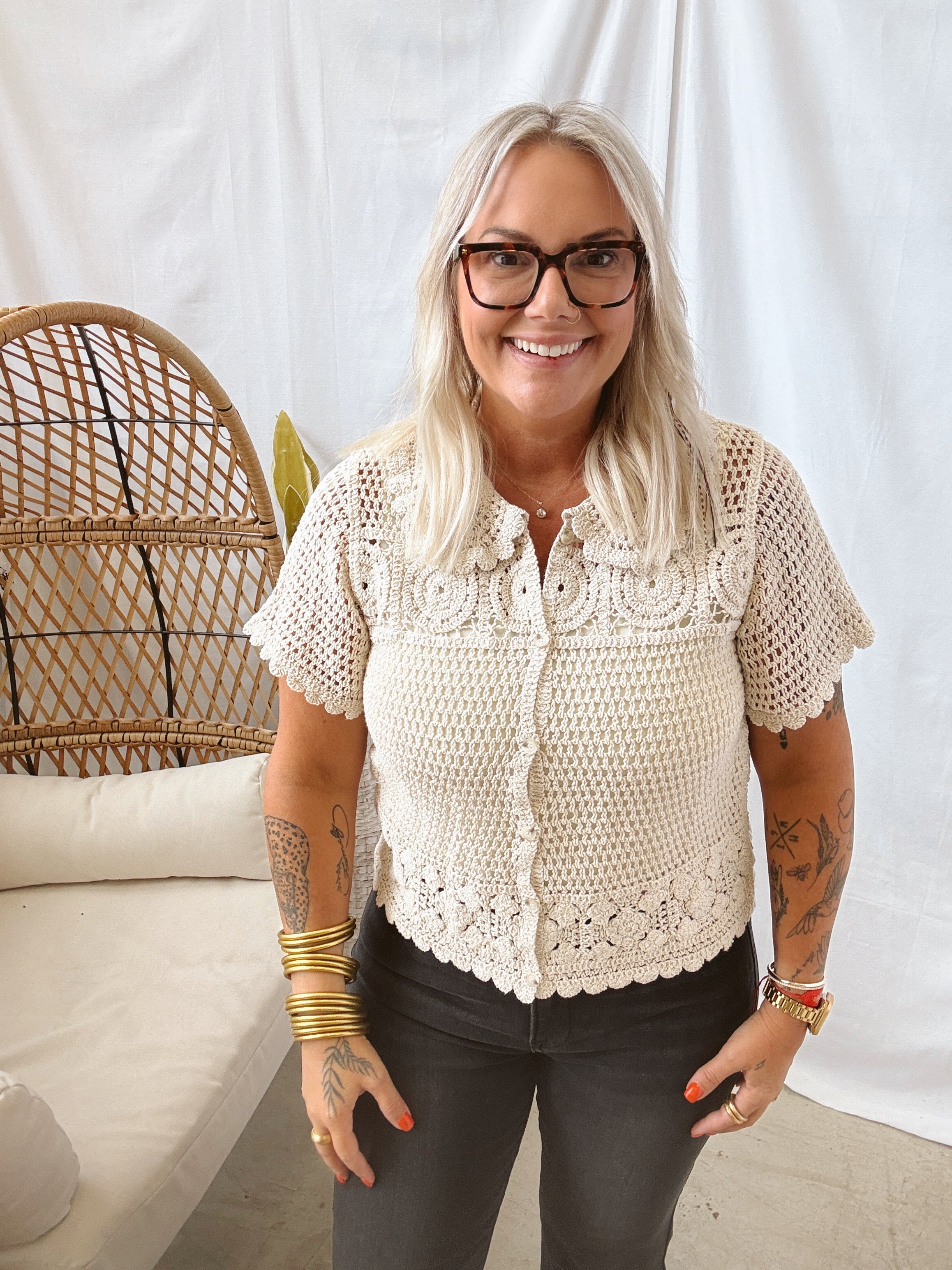 Crochet Collar Button Top-Final Sale-Short Sleeve Tops-hem and thread-The Silo Boutique, Women's Fashion Boutique Located in Warren and Grand Forks North Dakota