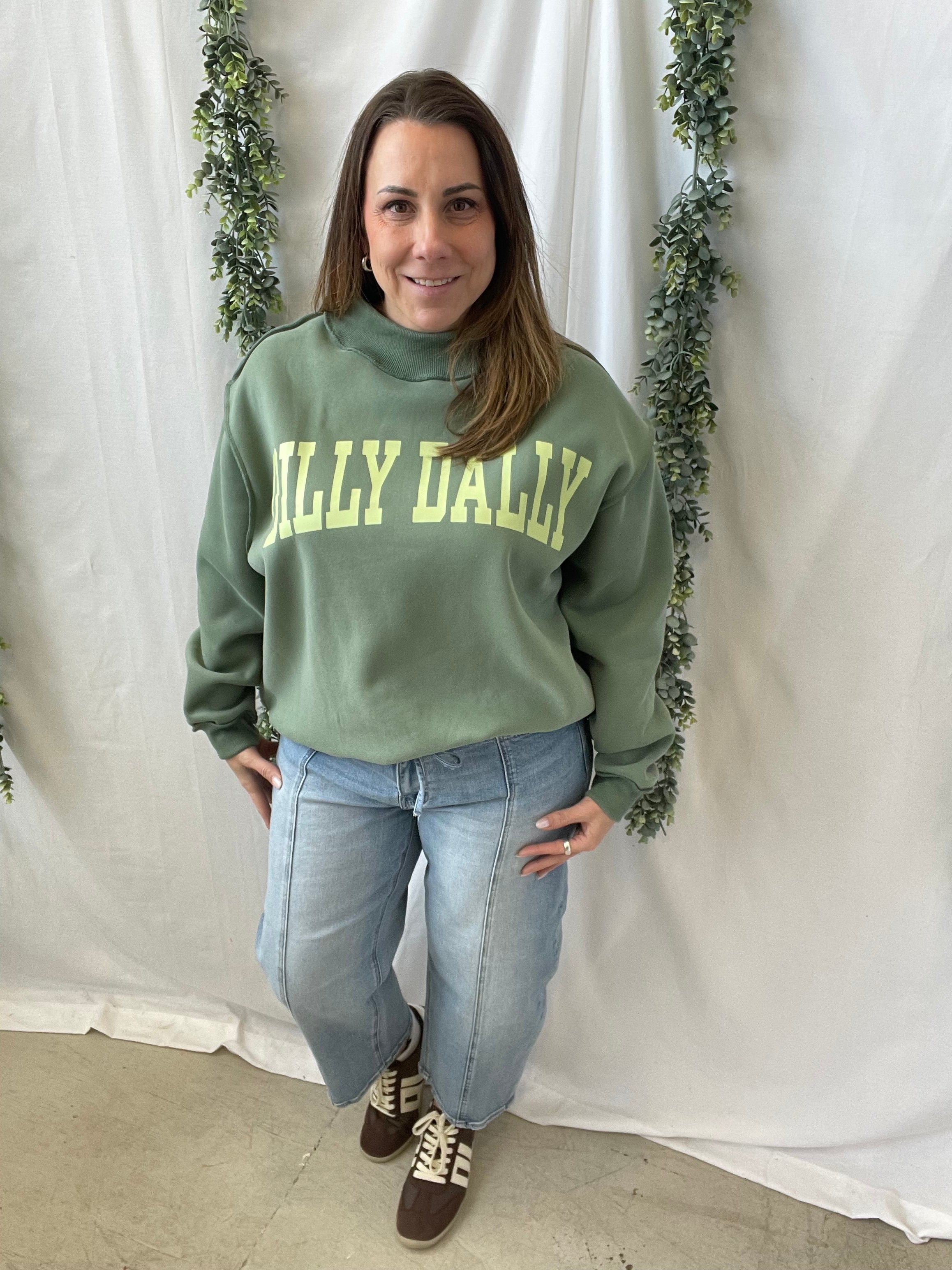 Green Dilly Dally Mock Sweatshirt-Sweatshirts-bucketlist-The Silo Boutique, Women's Fashion Boutique Located in Warren and Grand Forks North Dakota