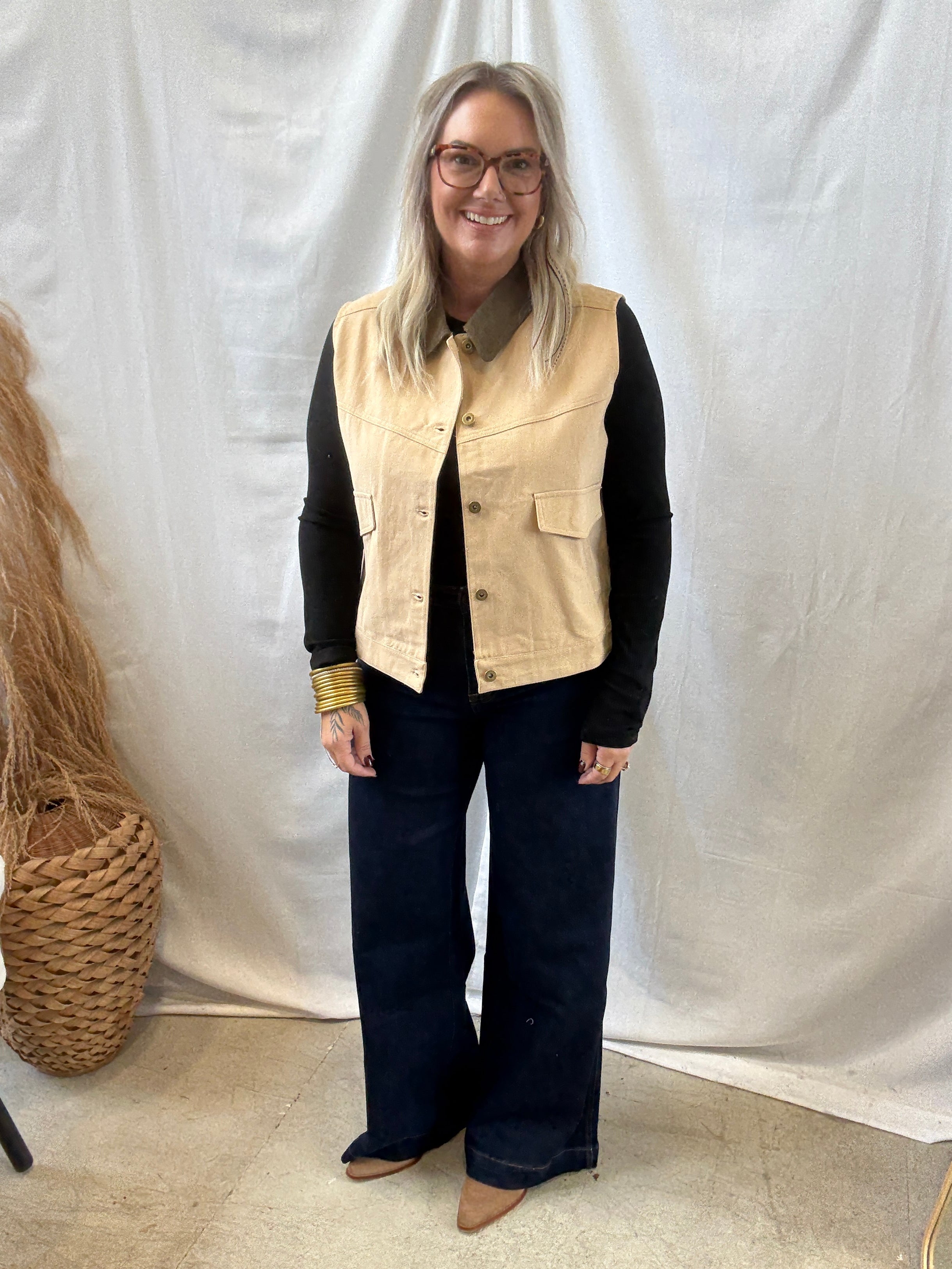 JJ Brown Vest-Vests-very j-The Silo Boutique, Women's Fashion Boutique Located in Warren and Grand Forks North Dakota