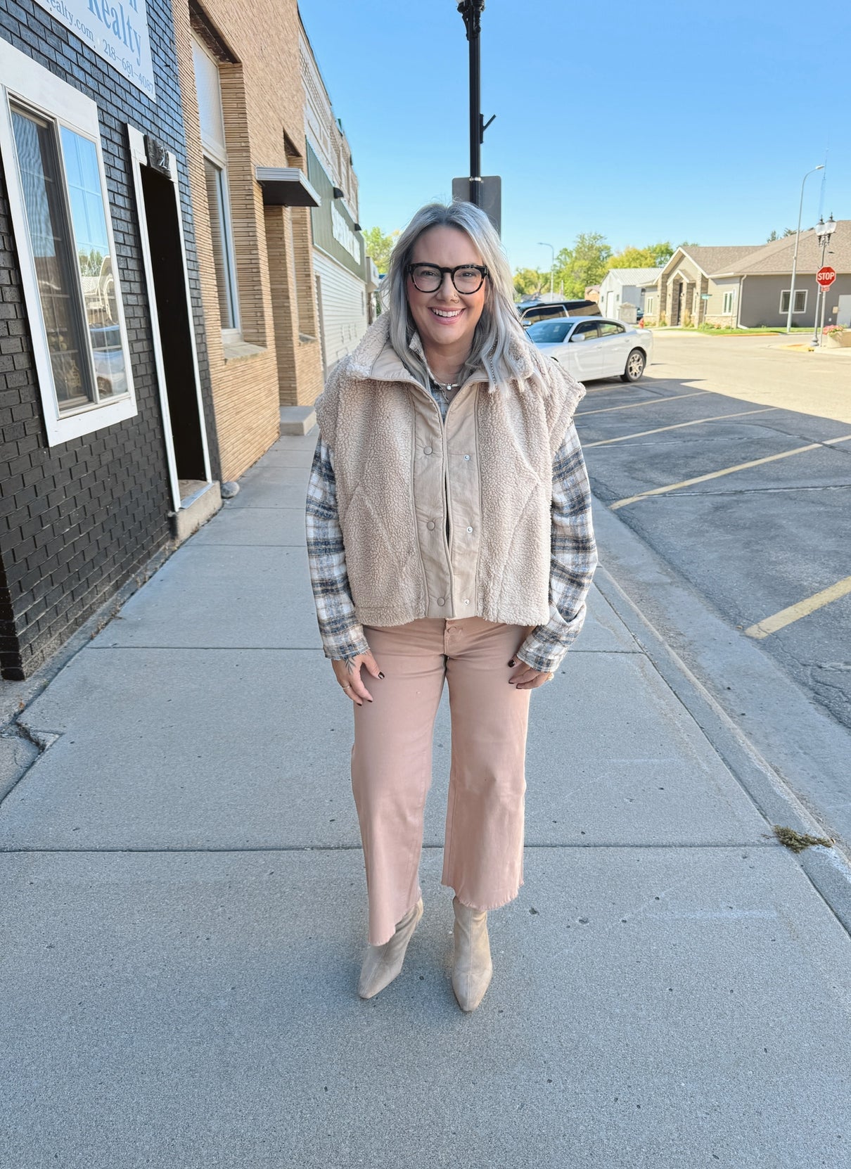 Boss Babe Sherpa Vest-Beige-Vests-hyfve-The Silo Boutique, Women's Fashion Boutique Located in Warren and Grand Forks North Dakota