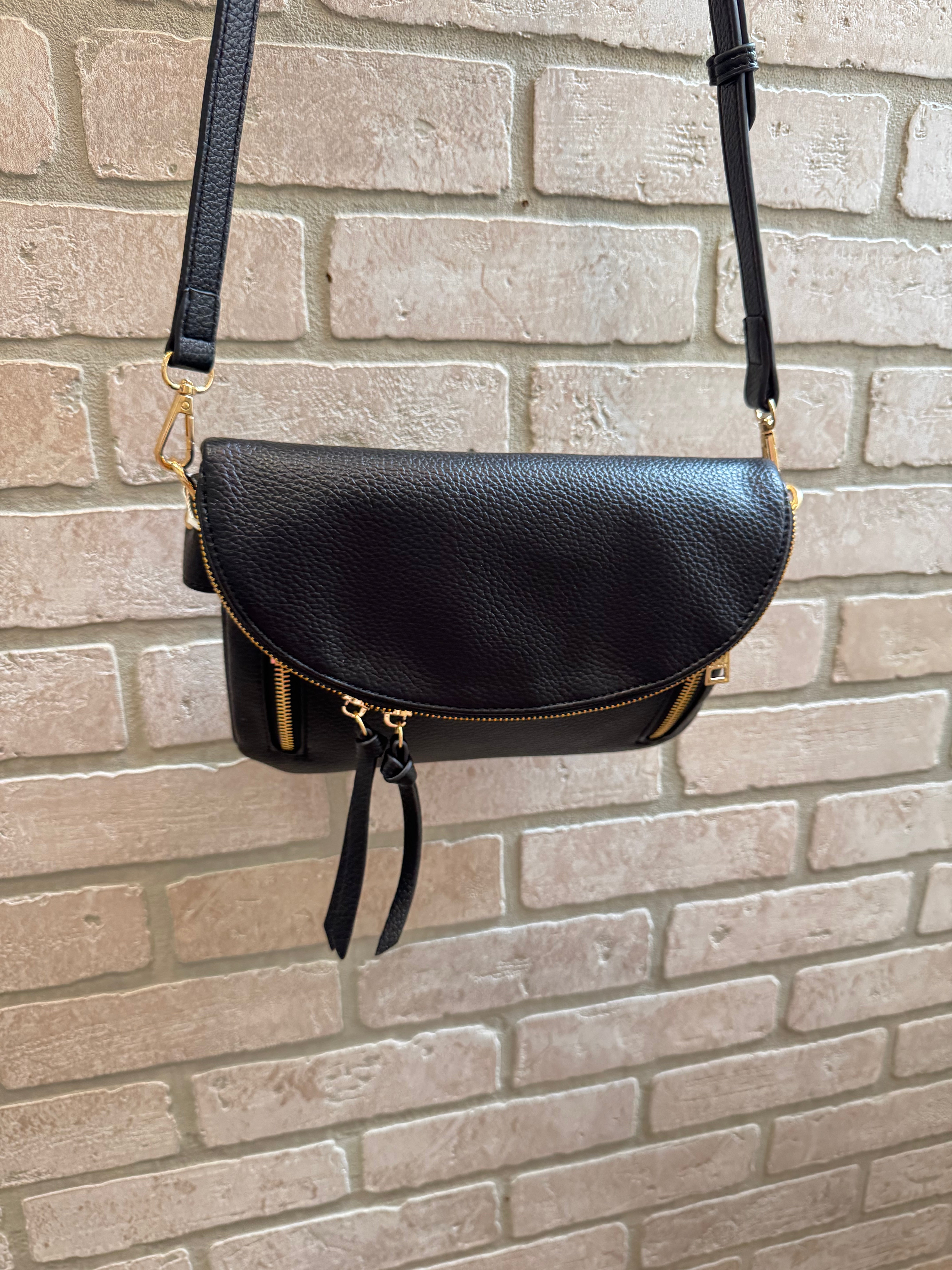 Jen and Co Aubree Purse-Black-Crossbody Purses-Jen and Co-The Silo Boutique, Women's Fashion Boutique Located in Warren and Grand Forks North Dakota