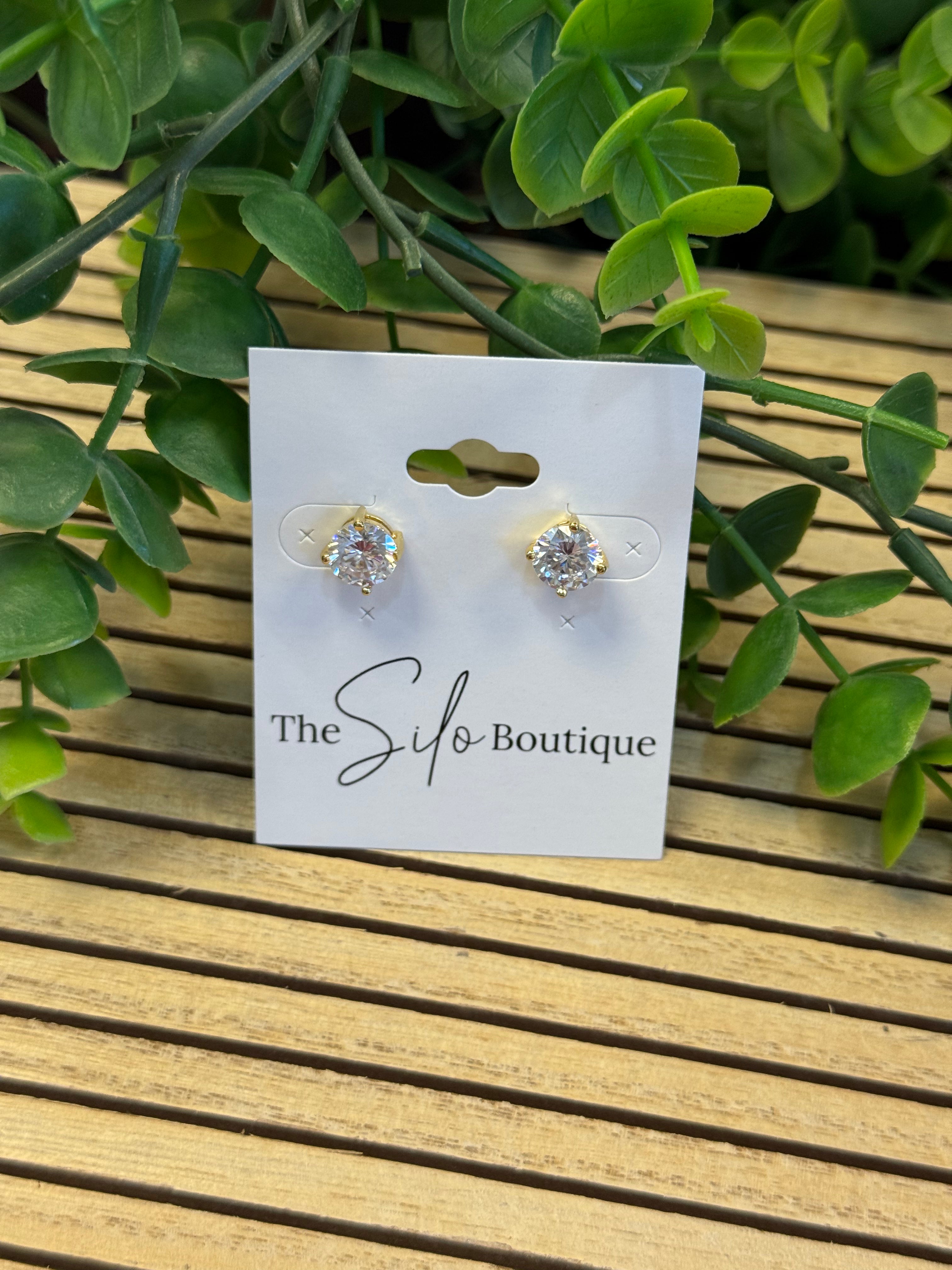 Elis Gold Round Stud Earrings-Earrings-Dallas Market-The Silo Boutique, Women's Fashion Boutique Located in Warren and Grand Forks North Dakota