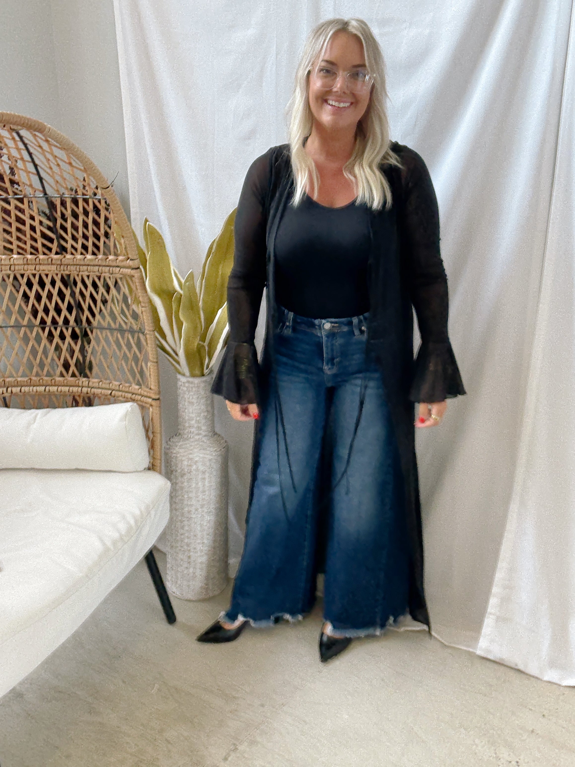 Rose Black Sheer Kimono-Kimonos-promesa-The Silo Boutique, Women's Fashion Boutique Located in Warren and Grand Forks North Dakota