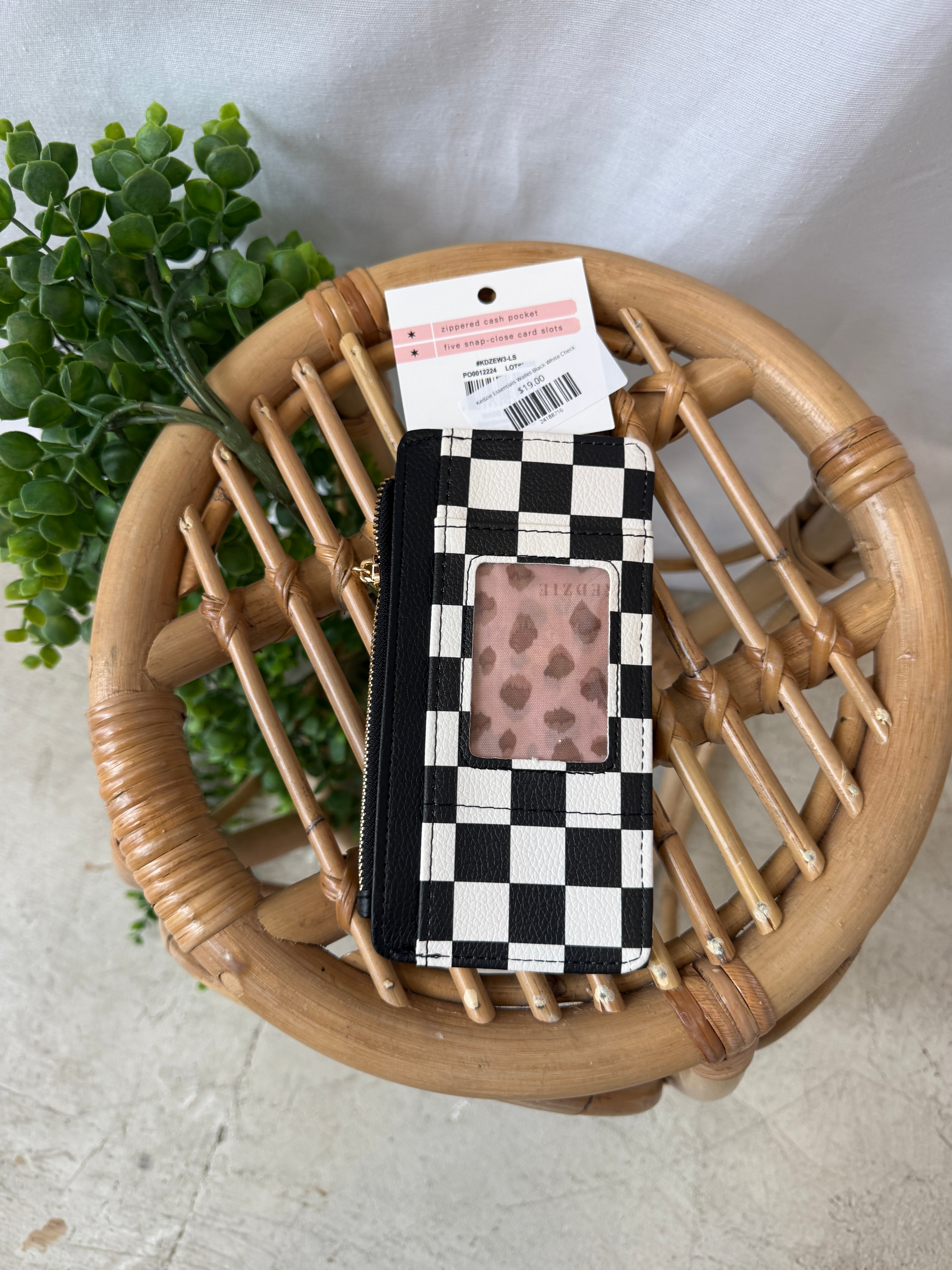 Kedzie Essentials Wallet-Black White Check-Wallets-dm-The Silo Boutique, Women's Fashion Boutique Located in Warren and Grand Forks North Dakota