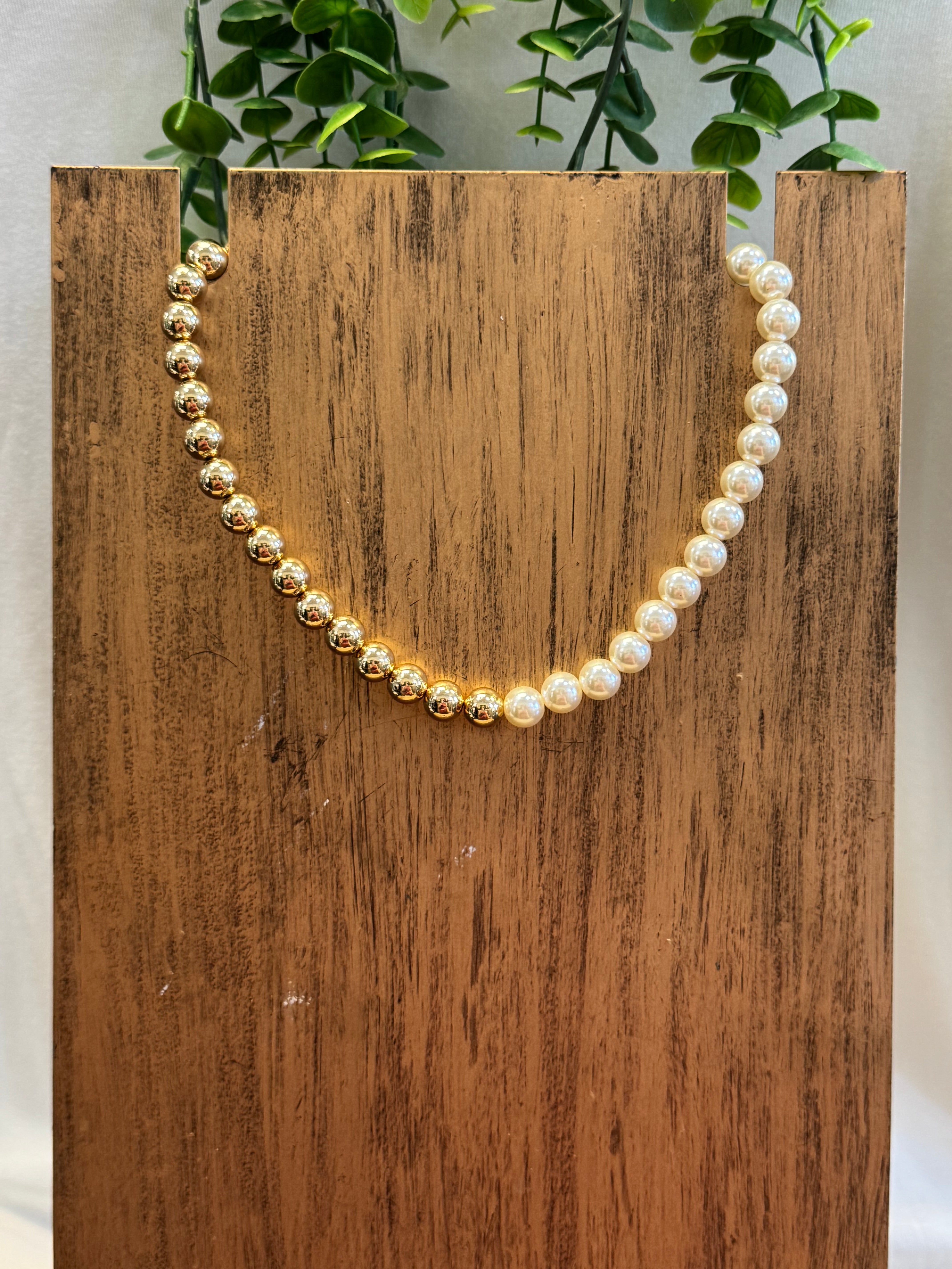 Meg Gold and Pearl Split Necklace-Necklaces-Dallas Market-The Silo Boutique, Women's Fashion Boutique Located in Warren and Grand Forks North Dakota