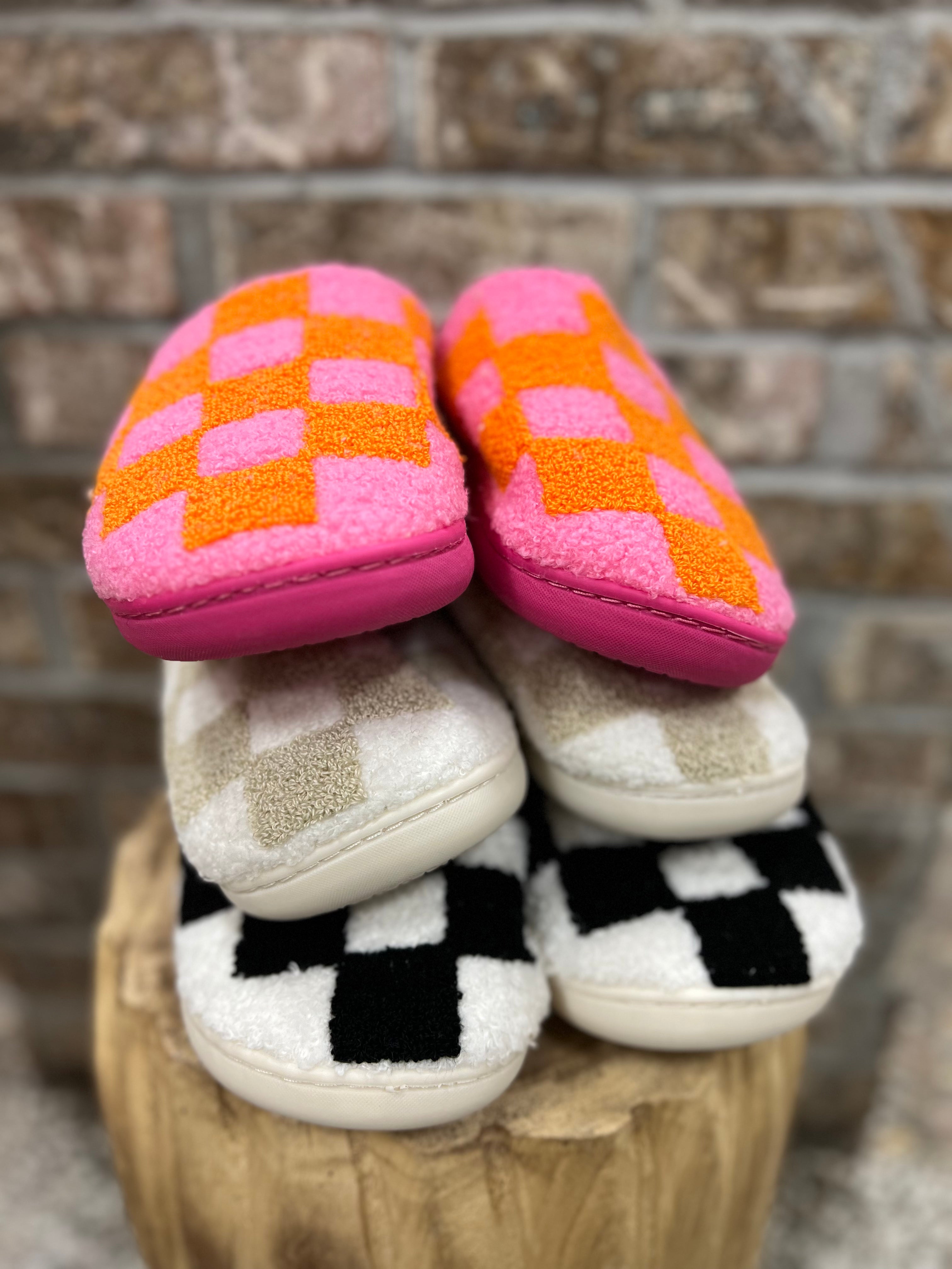 Babe Plush Slippers-Shoes-babe-The Silo Boutique, Women's Fashion Boutique Located in Warren and Grand Forks North Dakota