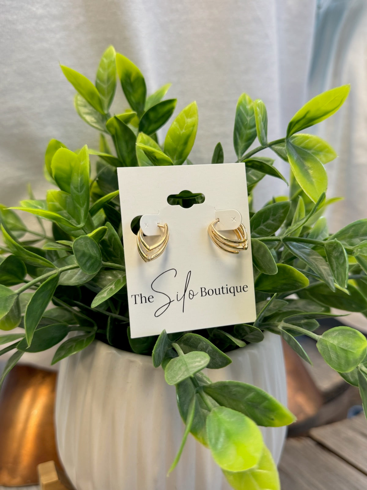 Lautered Hinge Hoop-Earrings-Fame-The Silo Boutique, Women's Fashion Boutique Located in Warren and Grand Forks North Dakota