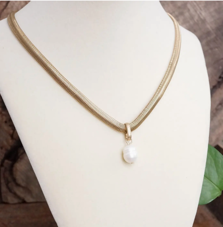 Gold Herringbone Pearl Necklace-Necklaces-Fair Anita-The Silo Boutique, Women's Fashion Boutique Located in Warren and Grand Forks North Dakota