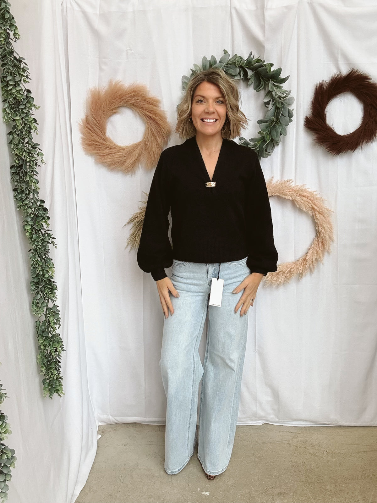Gold Accent Sweater-Black-Sweaters-ENTRO-The Silo Boutique, Women's Fashion Boutique Located in Warren and Grand Forks North Dakota